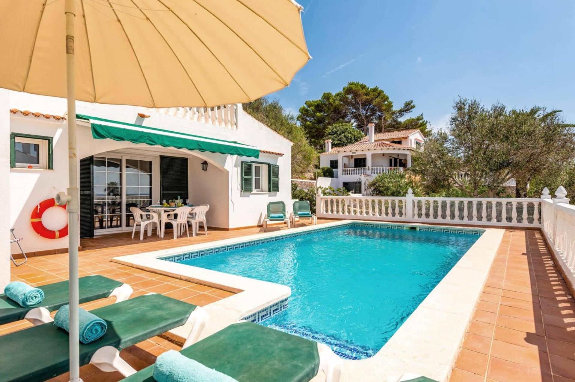 Villa Laurel by Villa Plus