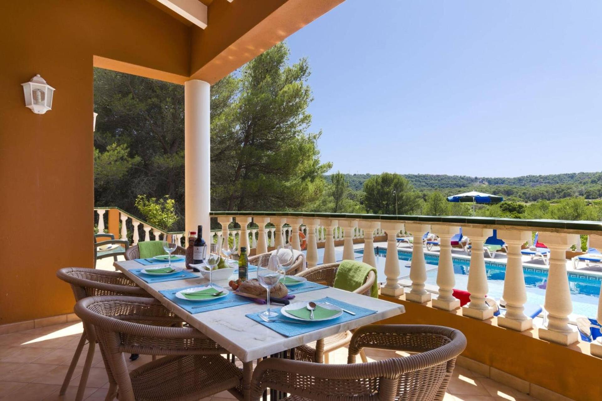Villa Manuel by Villa Plus