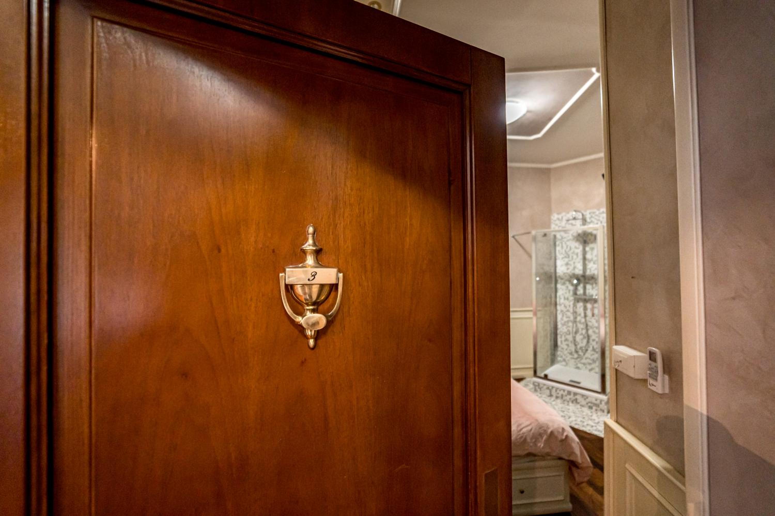 Downtown Luxury B&B - Termini Train Station