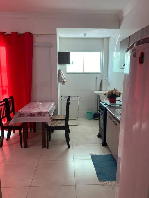 Apto aconchegante 2 quartos