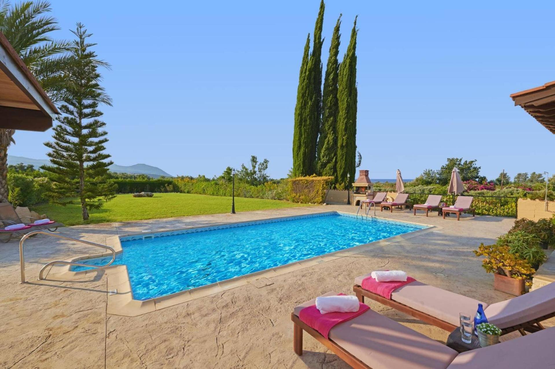 Villa Andriana by Villa Plus