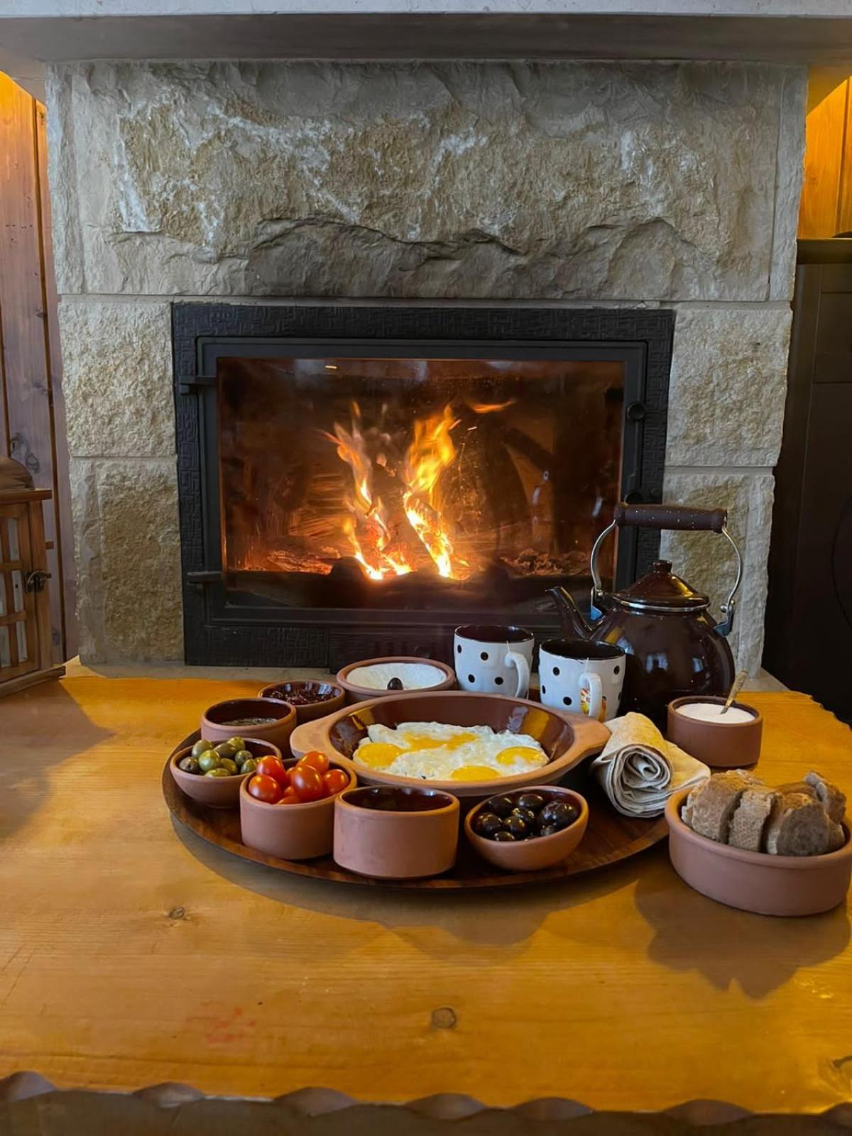 Rokwood faraya