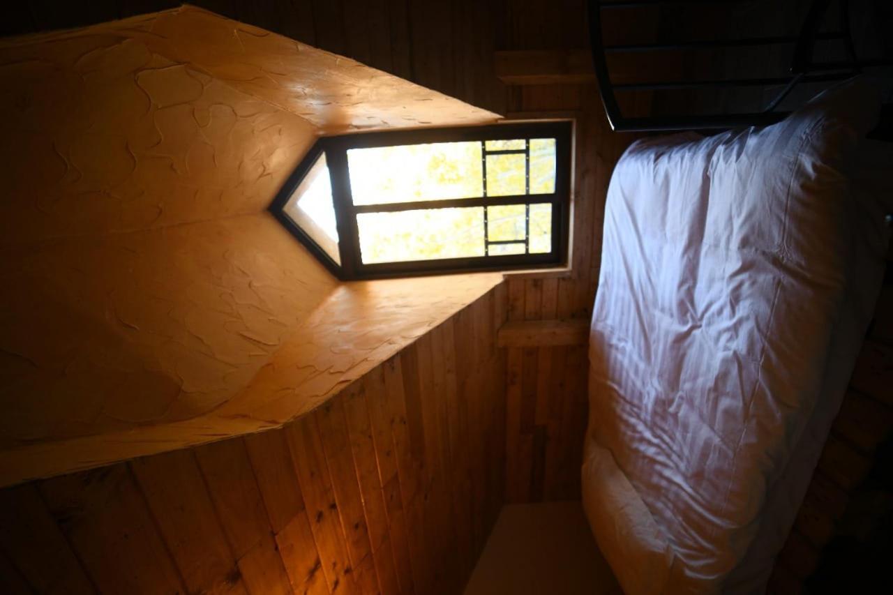 Rokwood faraya