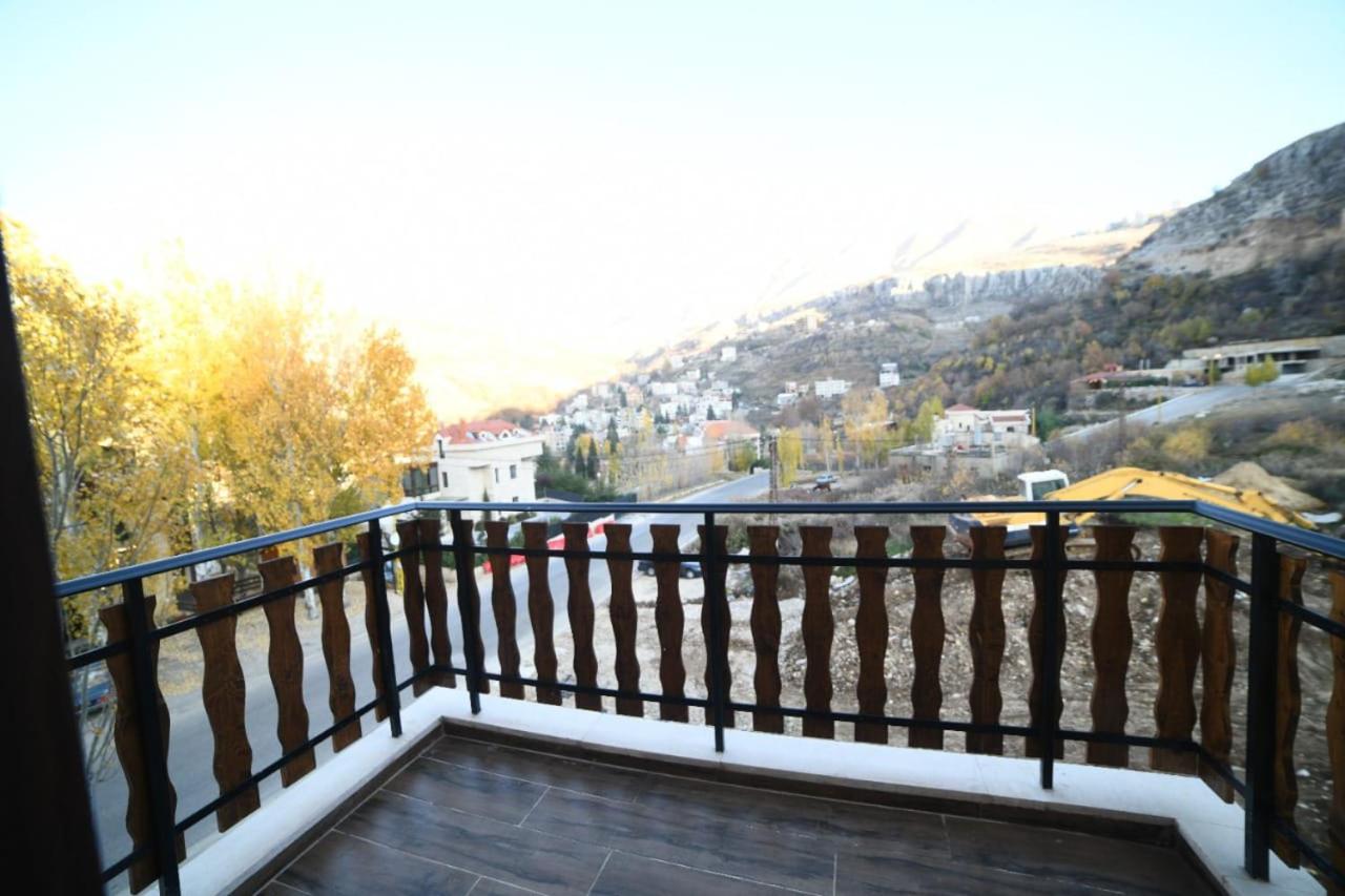 Rokwood faraya