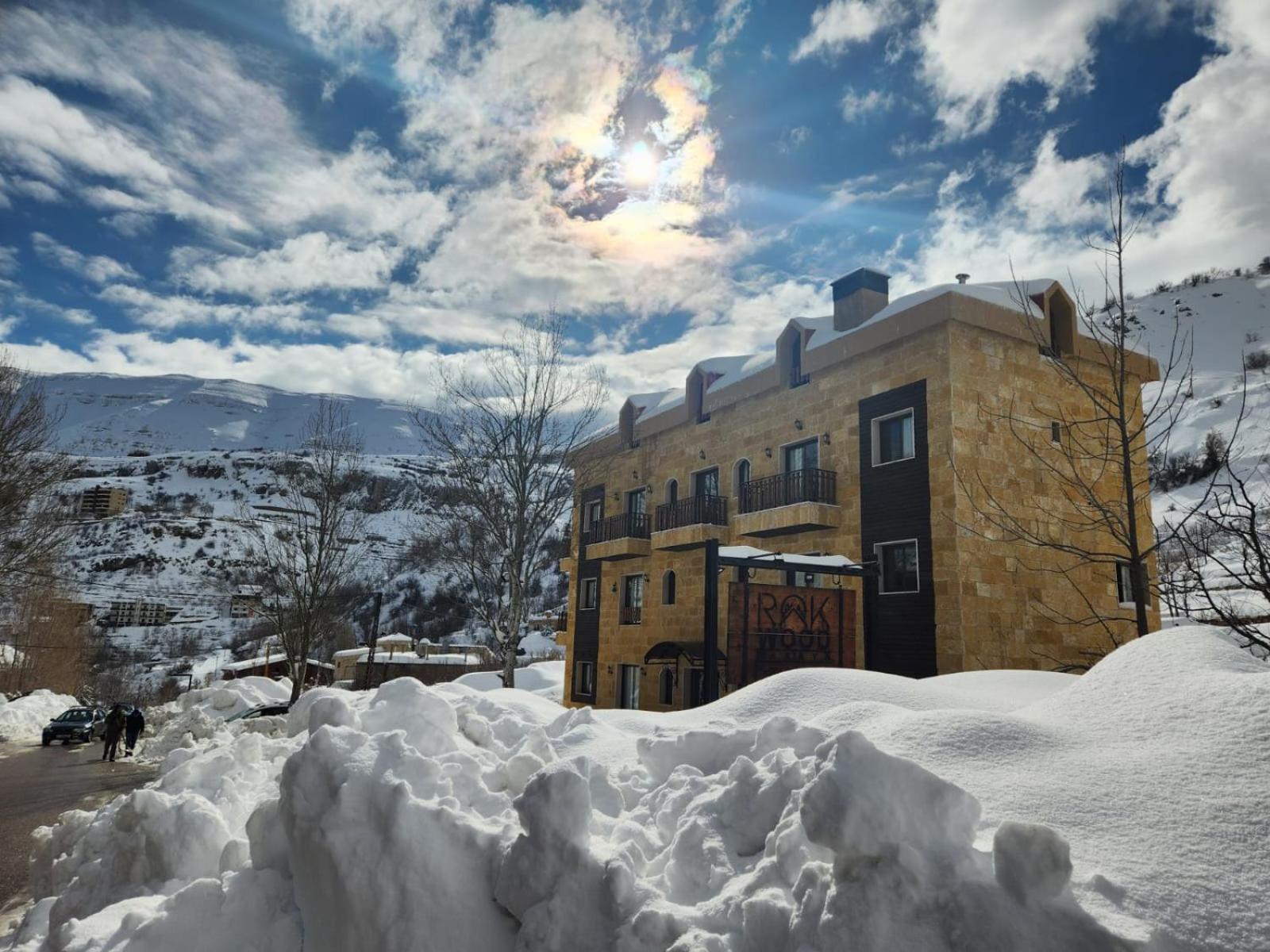Rokwood faraya