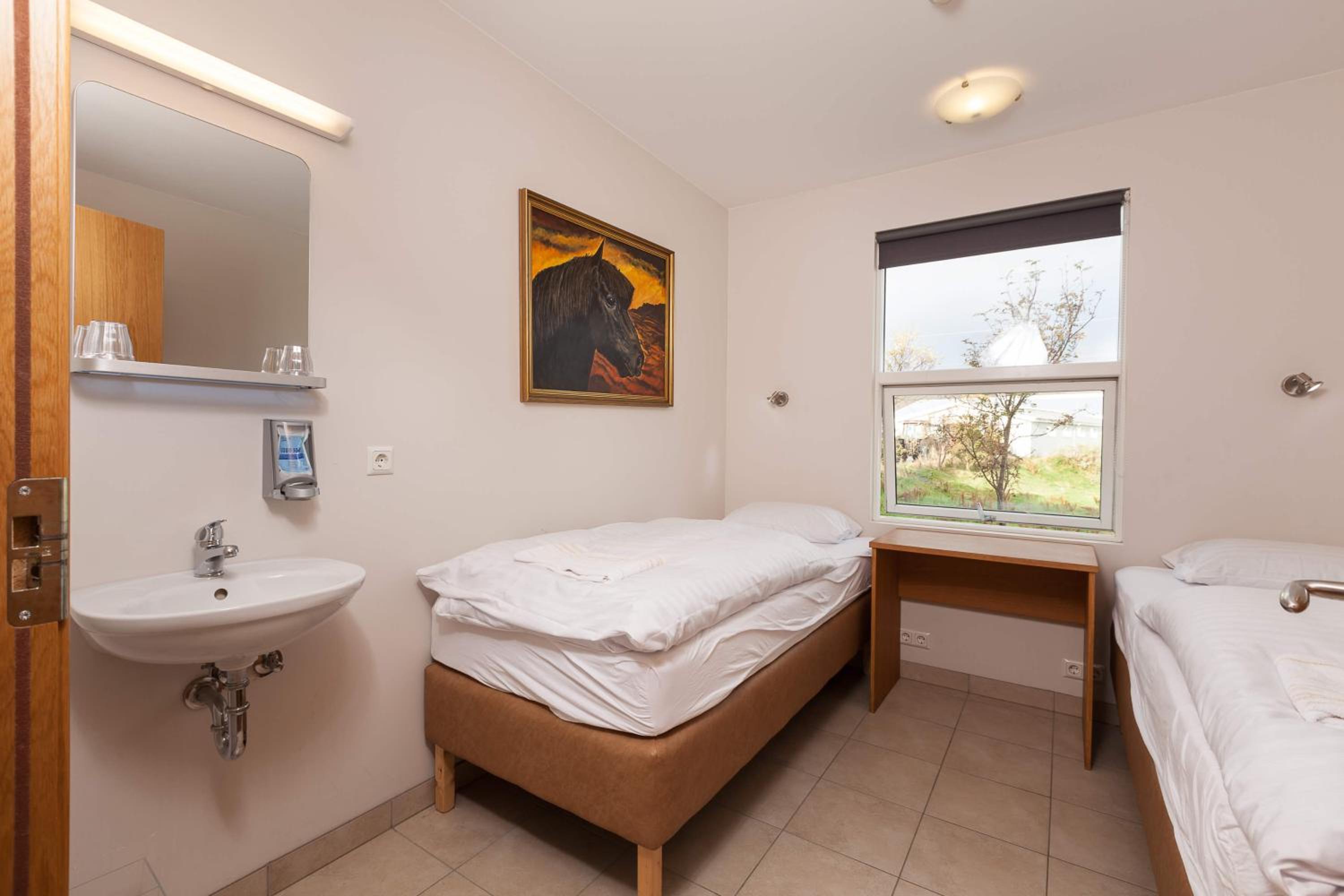 Guesthouse Eldhestar