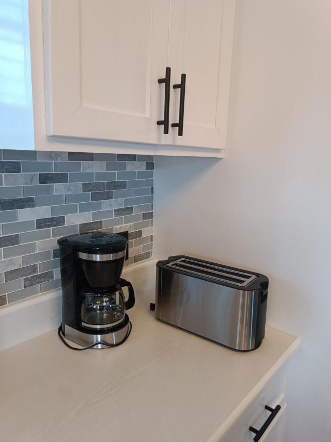 Elenas Modern 2BR Comfy Home