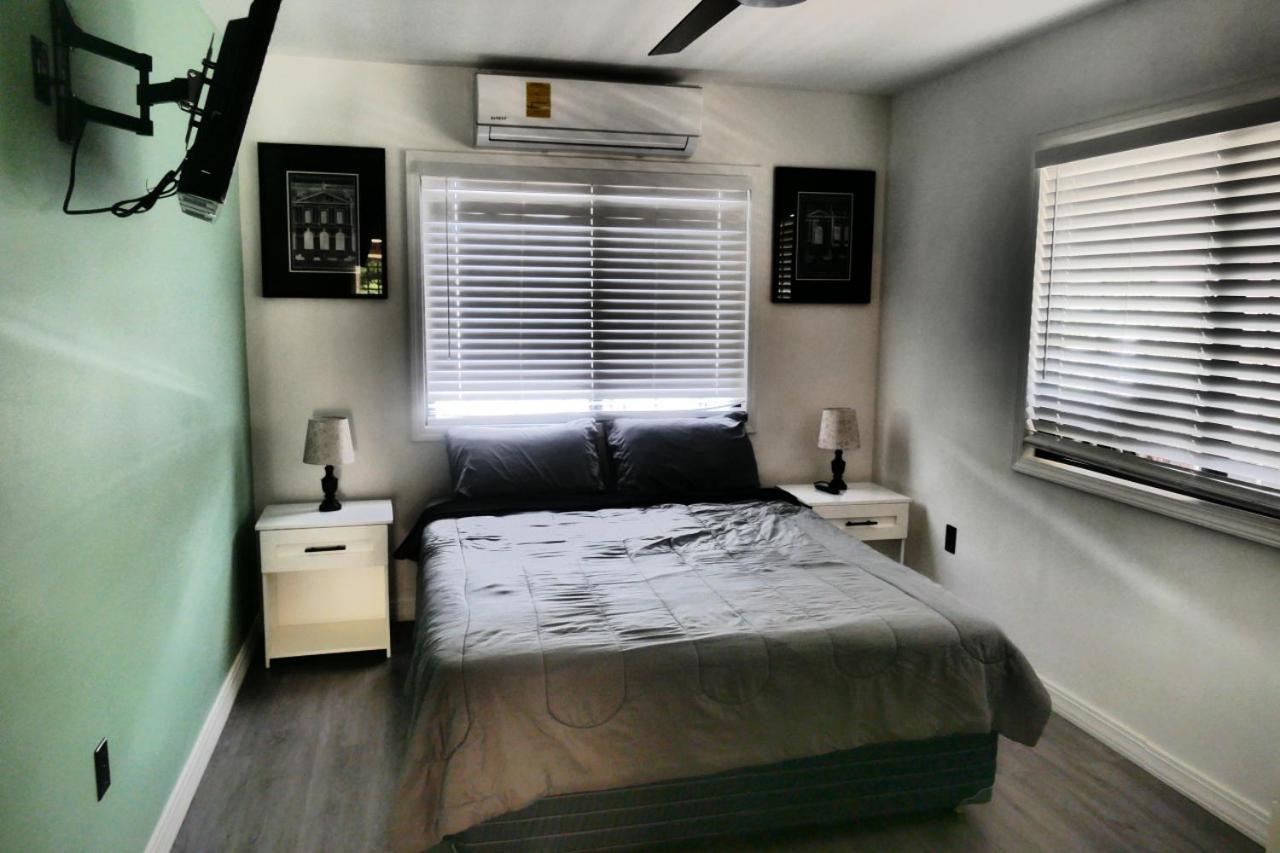 Elenas Modern 2BR Comfy Home