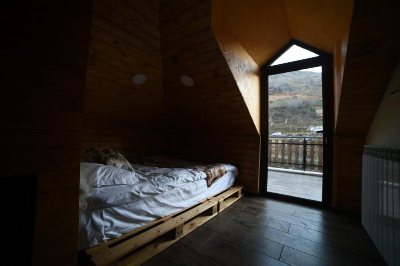 Rokwood faraya