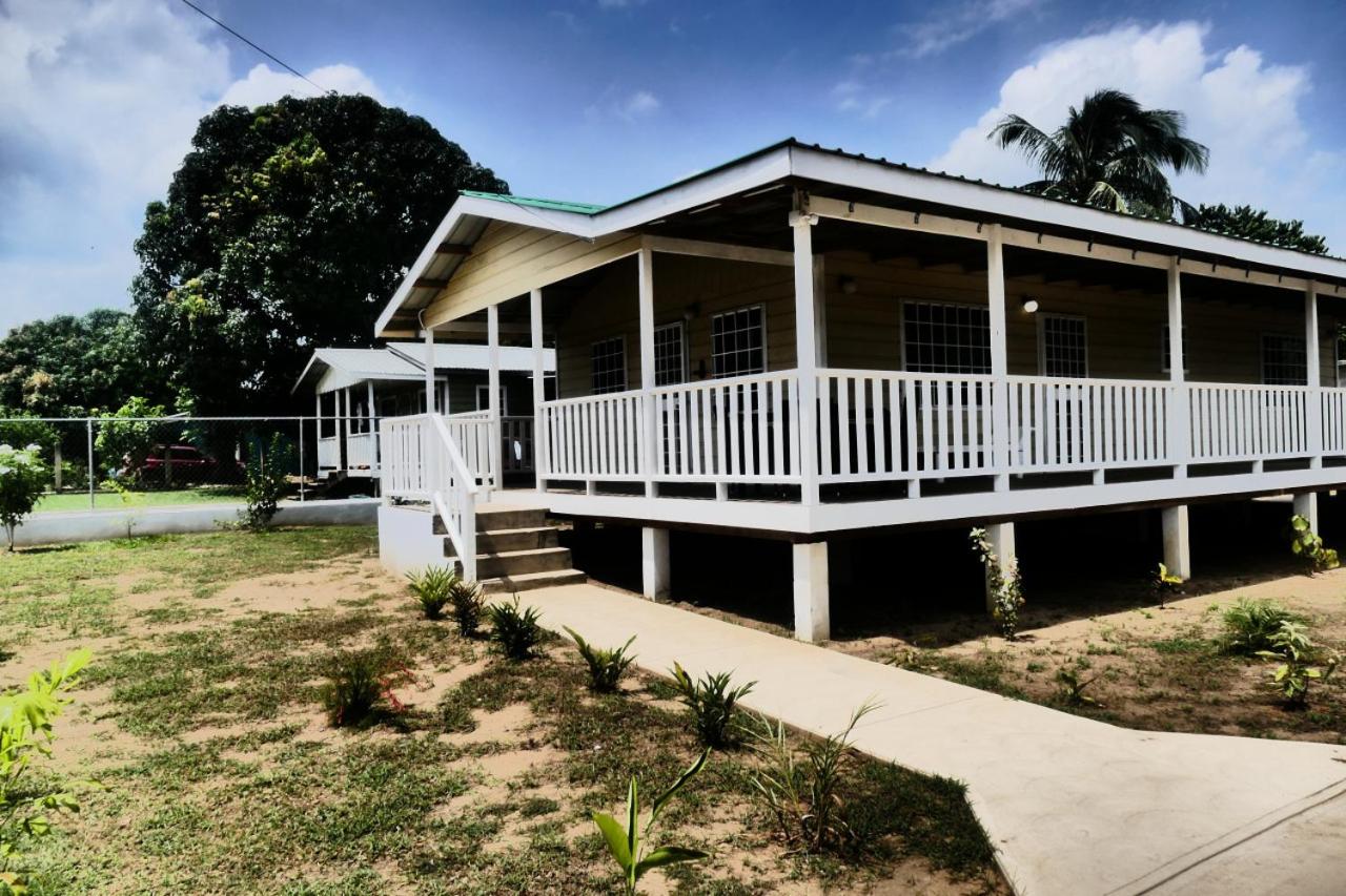Elenas Modern 2BR Comfy Home
