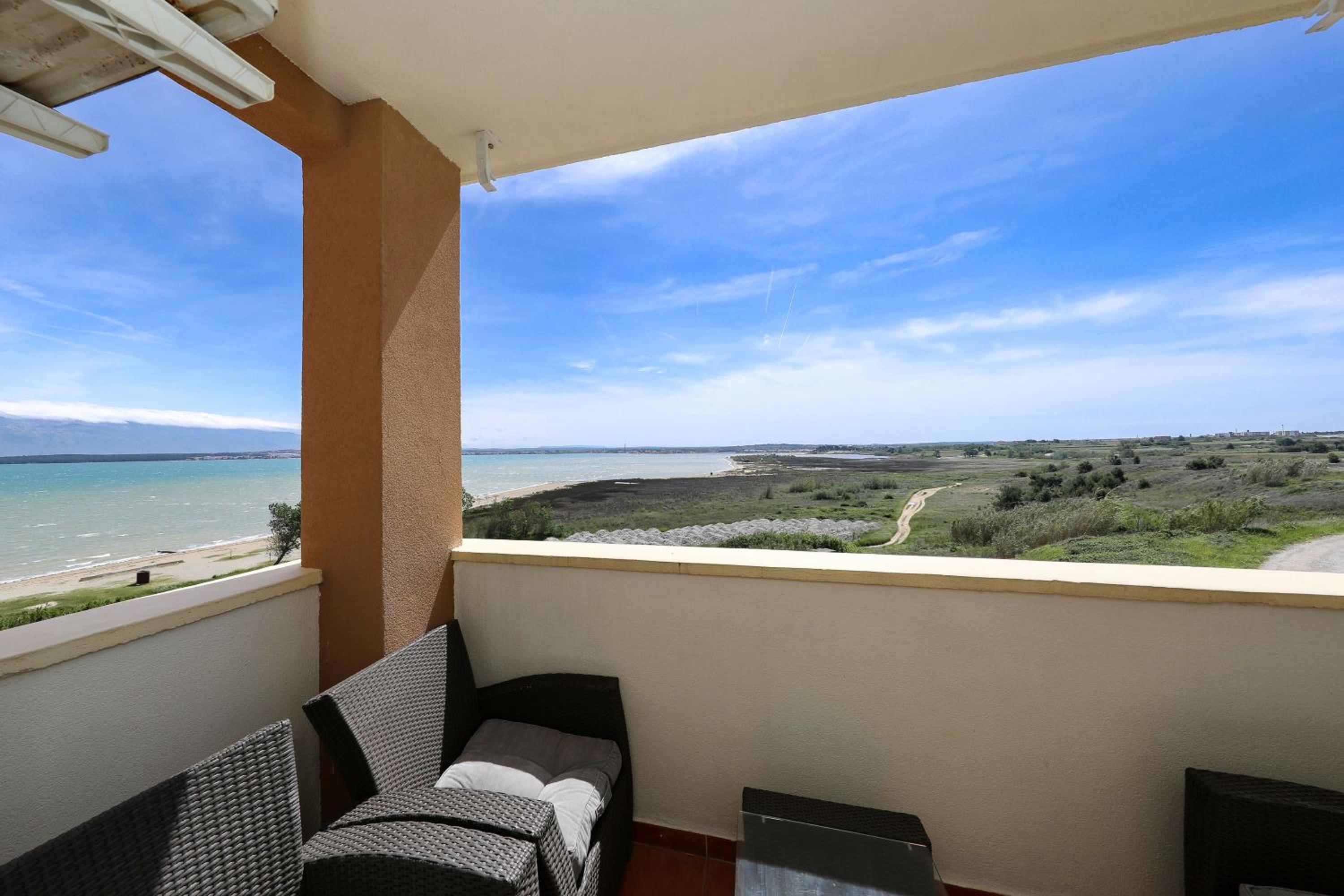 Sandstrand, No 4 view 3