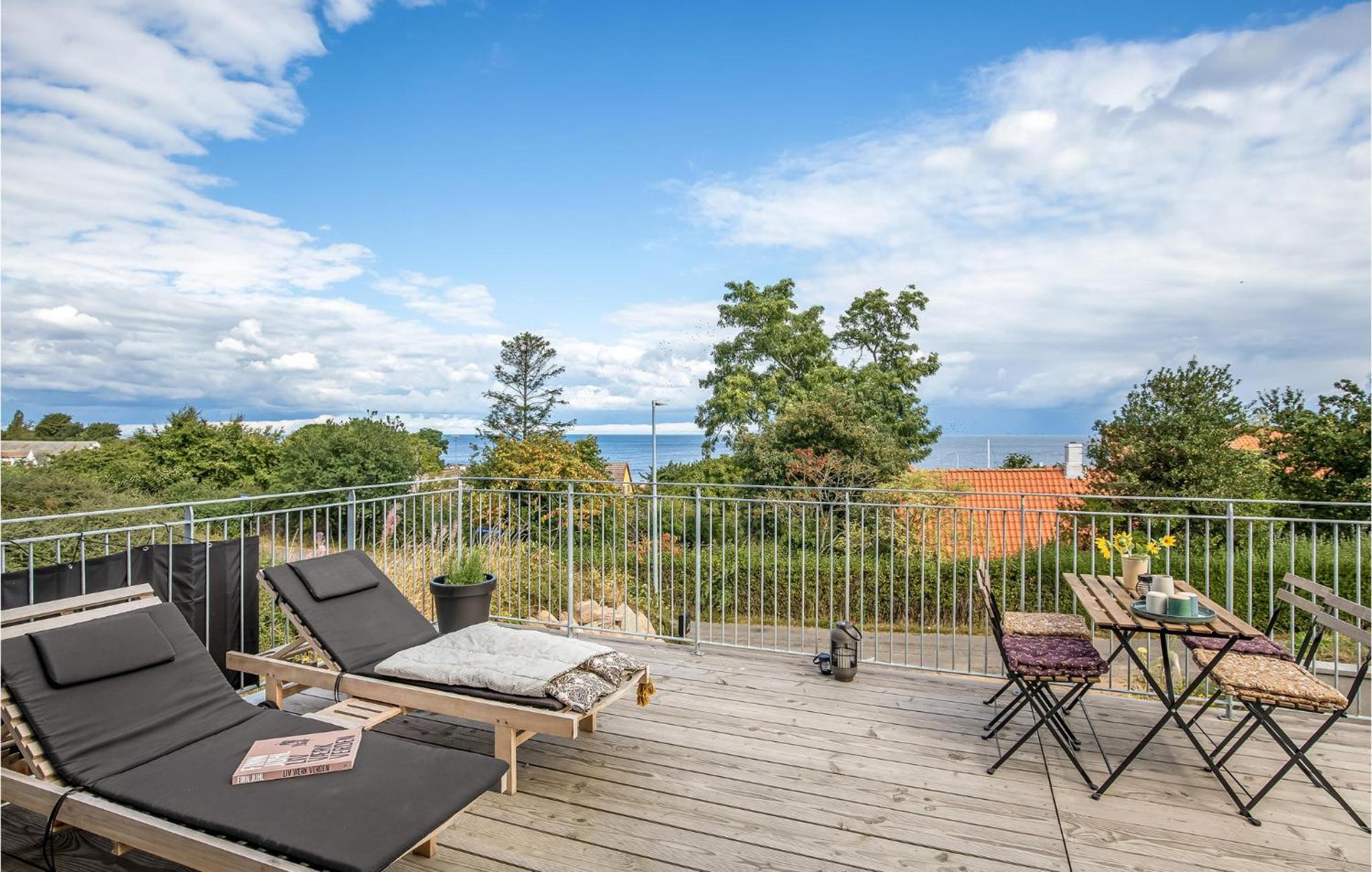 Awesome Home In Svaneke With Kitchen