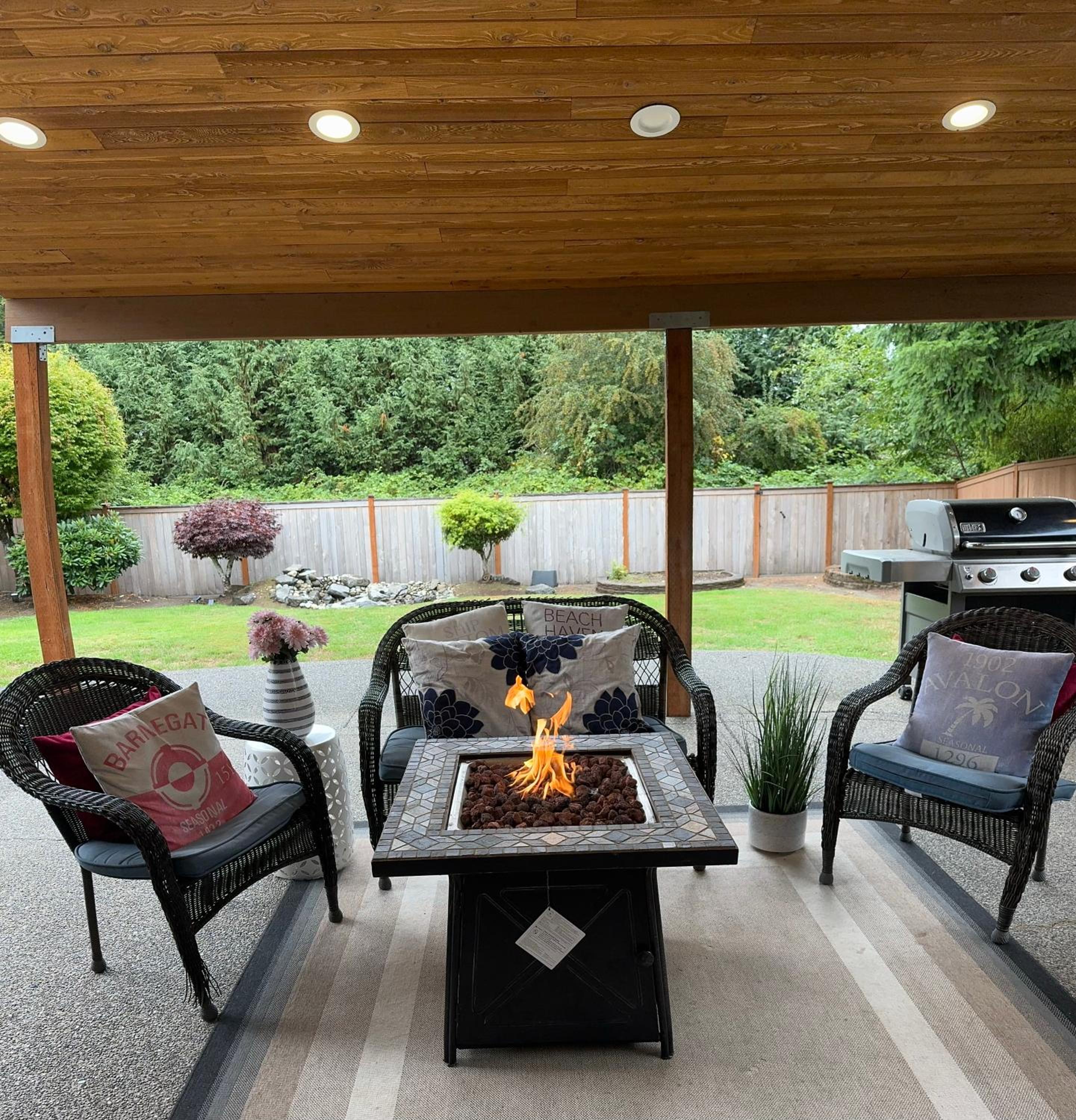 Spacious, Peaceful, Modern & Convenient Location!