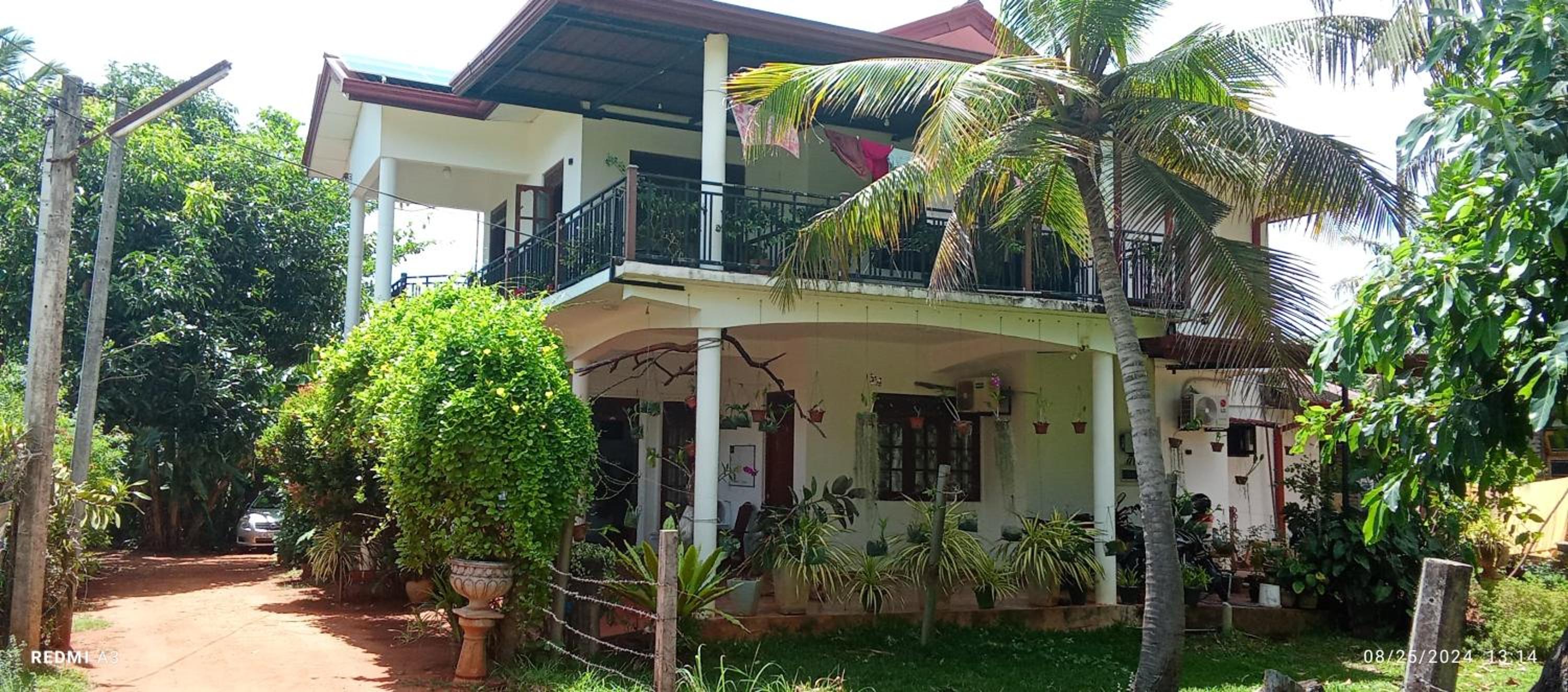 Diyawara Home Stay