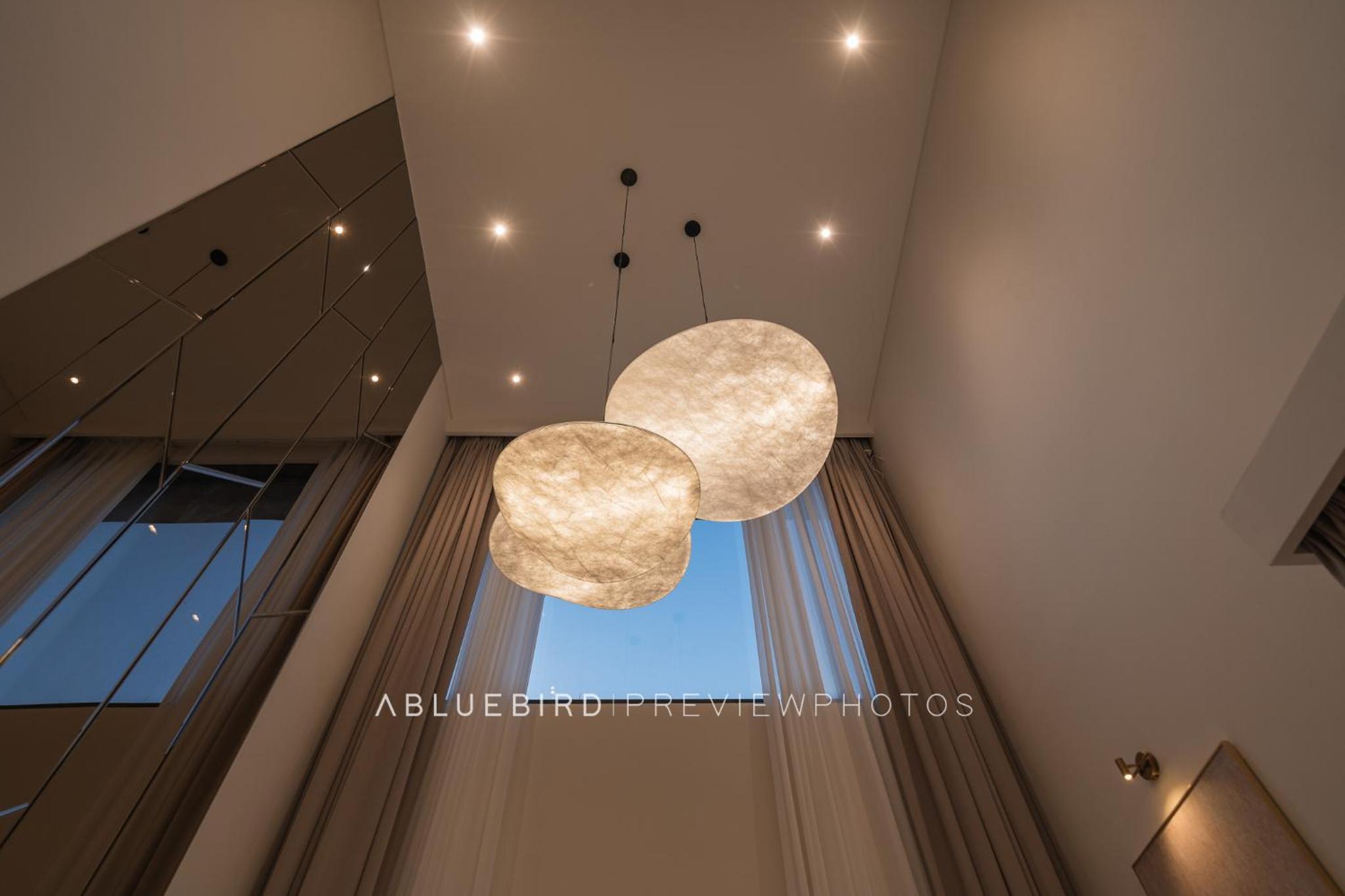MarQ District 1 Elite Apartel by SSens