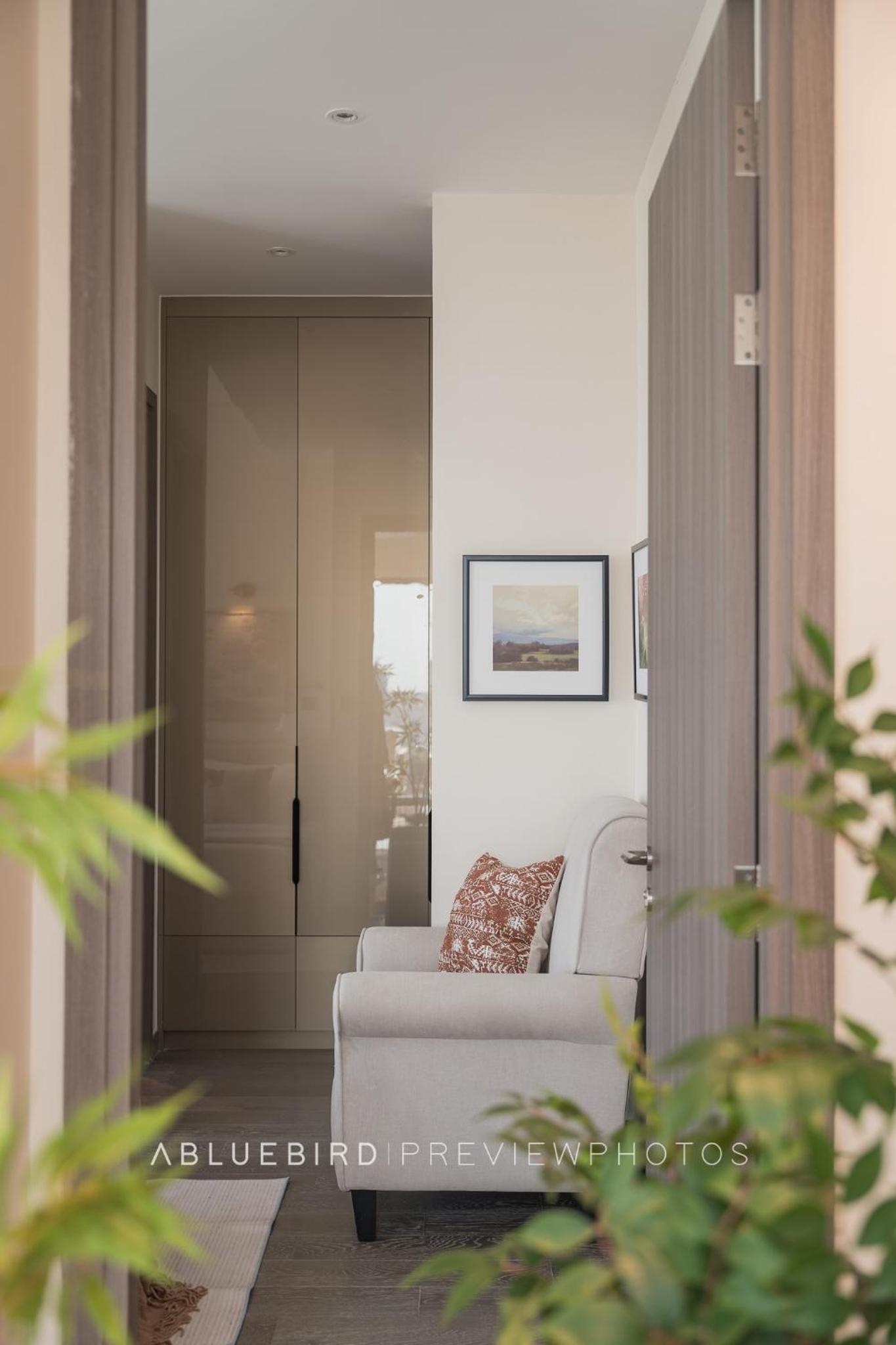 MarQ District 1 Elite Apartel by SSens