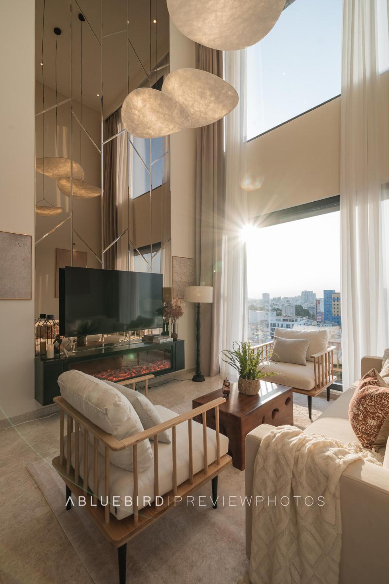 MarQ District 1 Elite Apartel by SSens