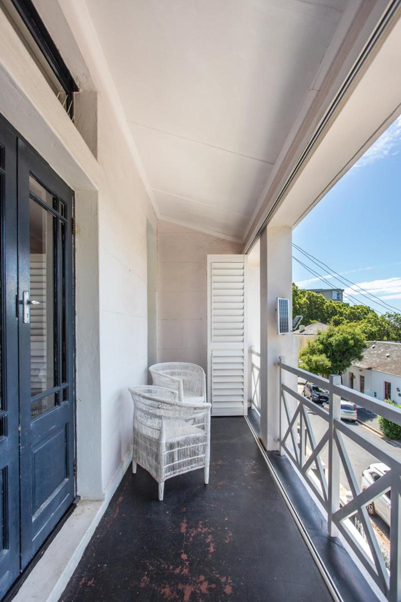 Quaint Notting Hill House - Green Point view 2