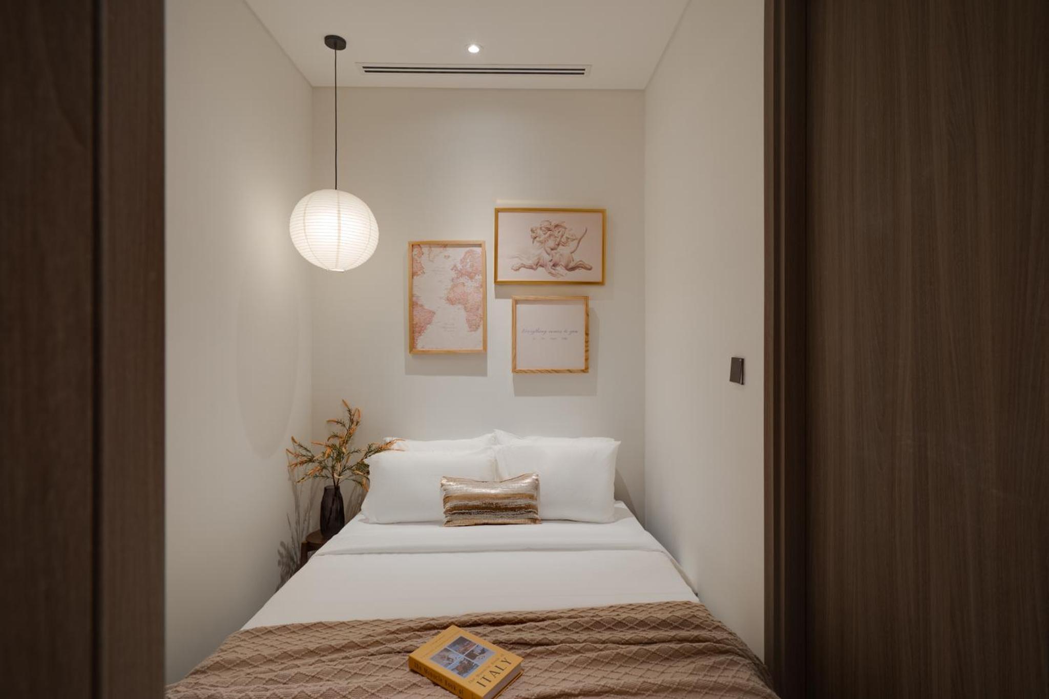 MarQ District 1 Elite Apartel by SSens