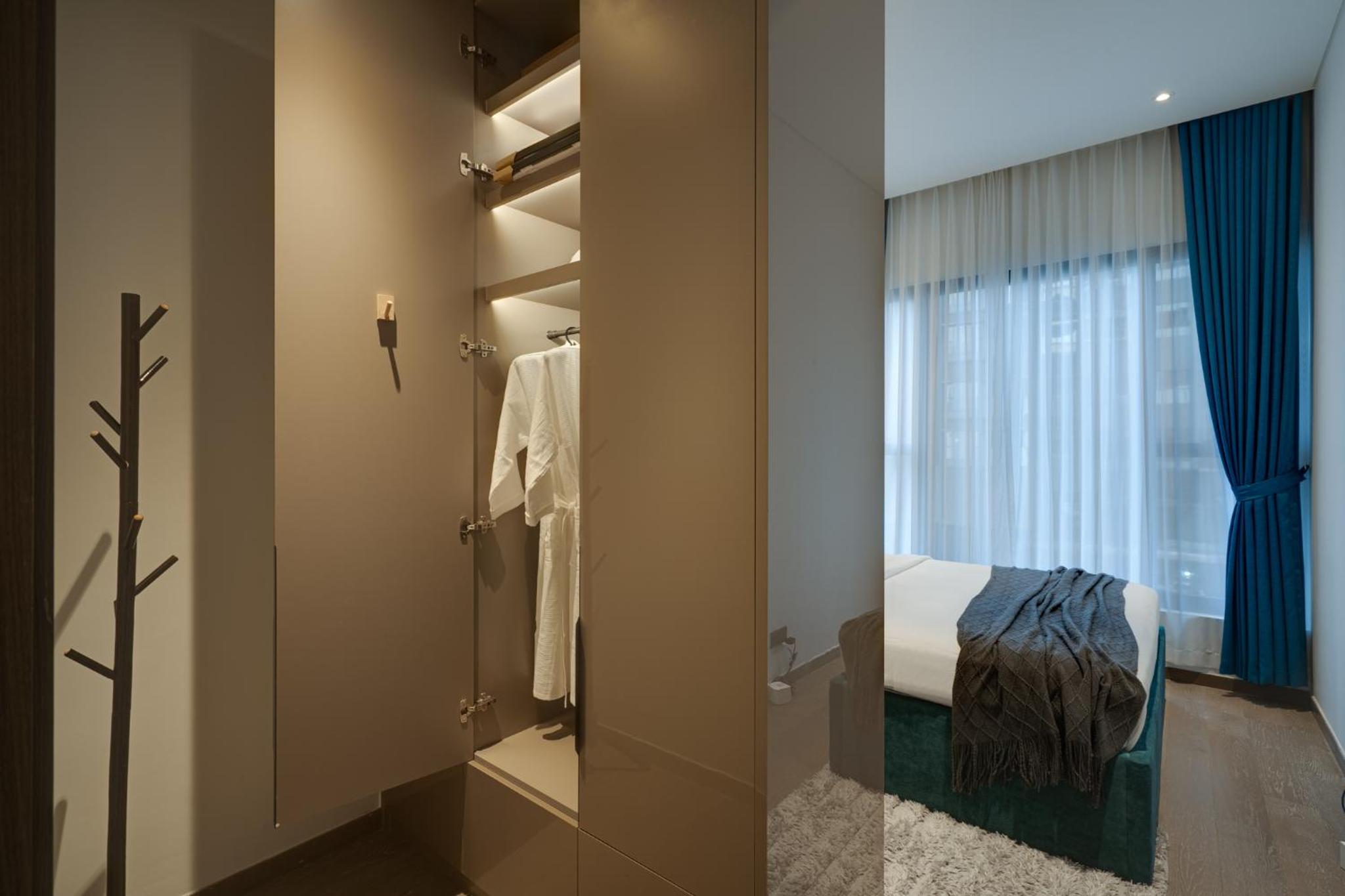 MarQ District 1 Elite Apartel by SSens