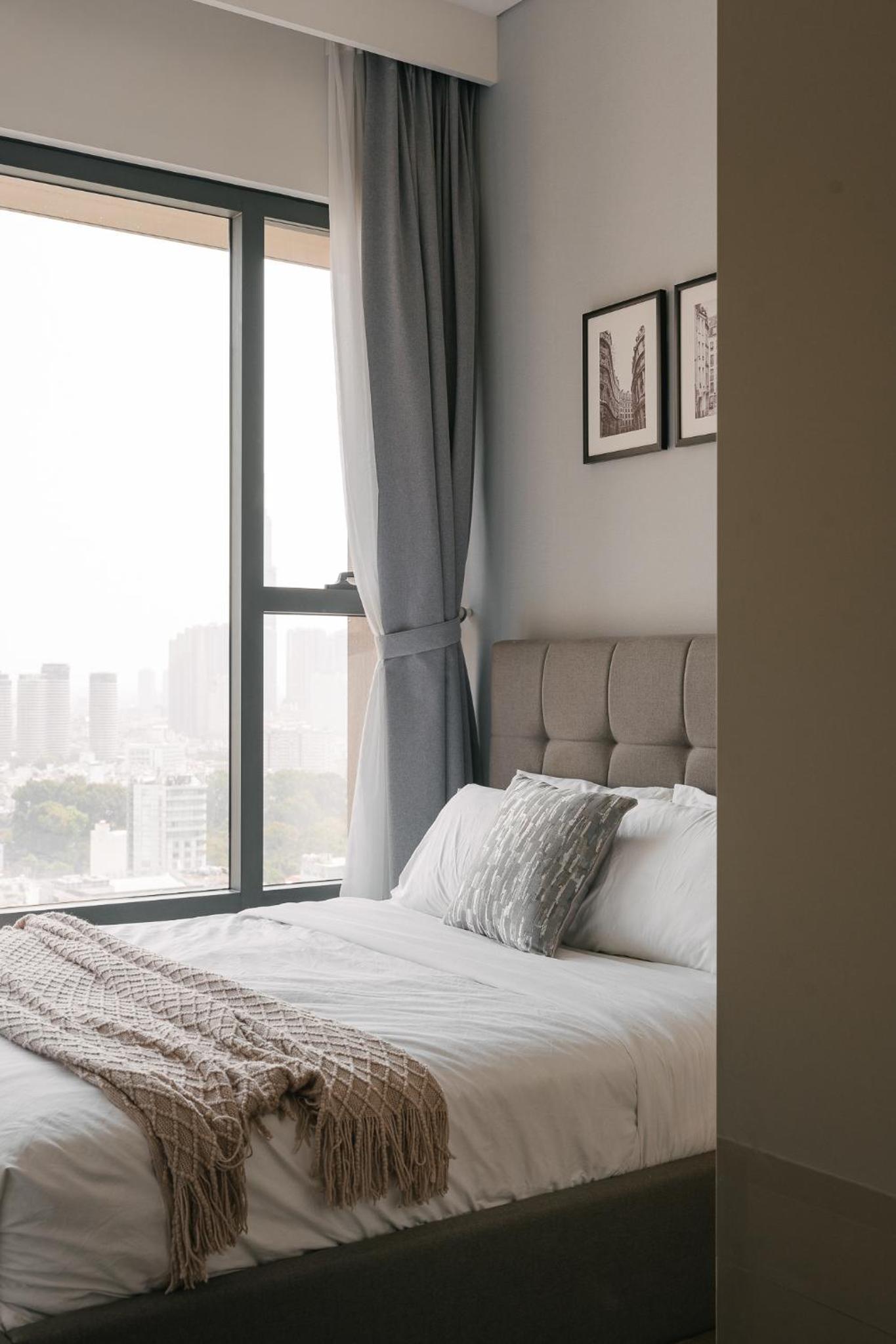 MarQ District 1 Elite Apartel by SSens