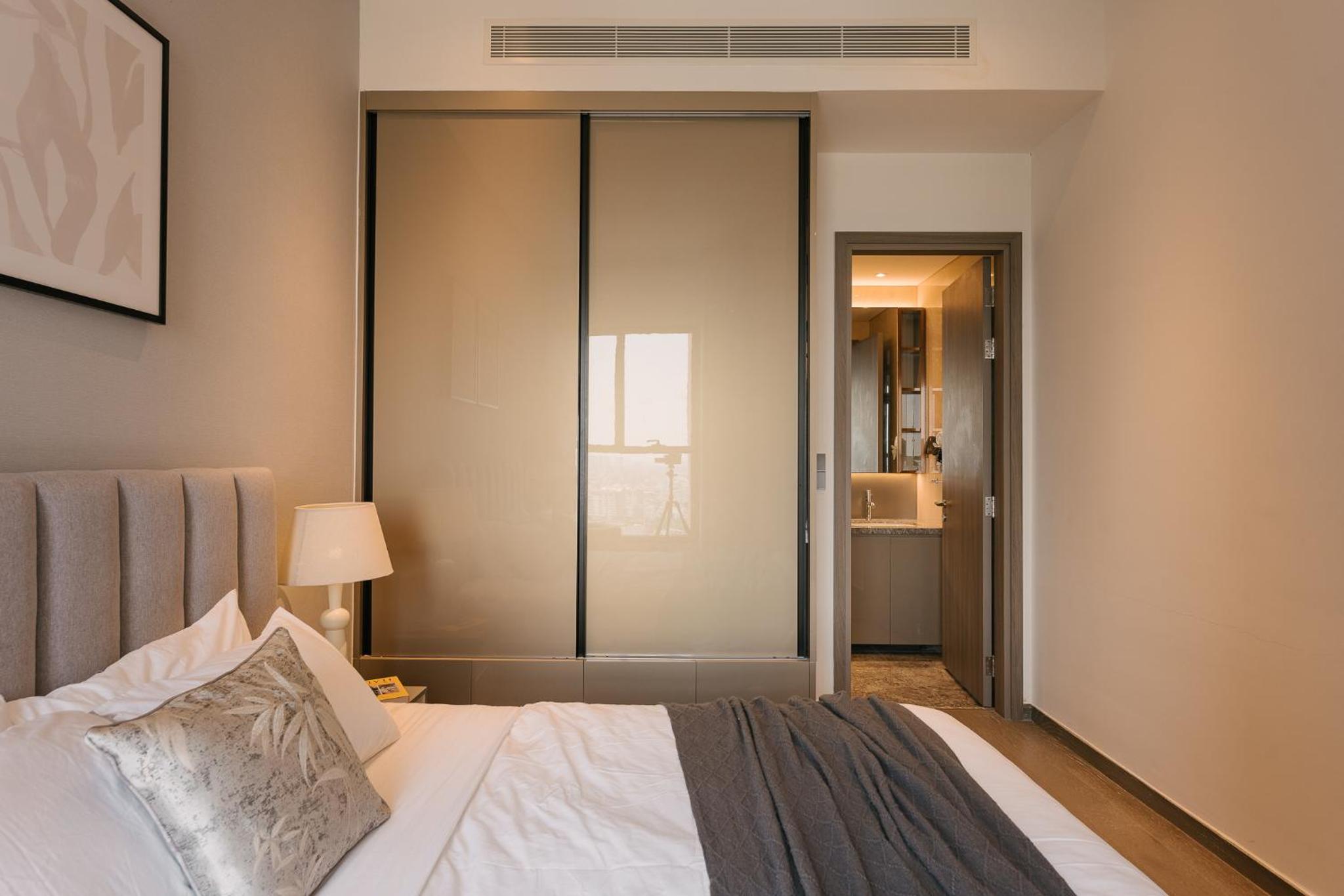 MarQ District 1 Elite Apartel by SSens