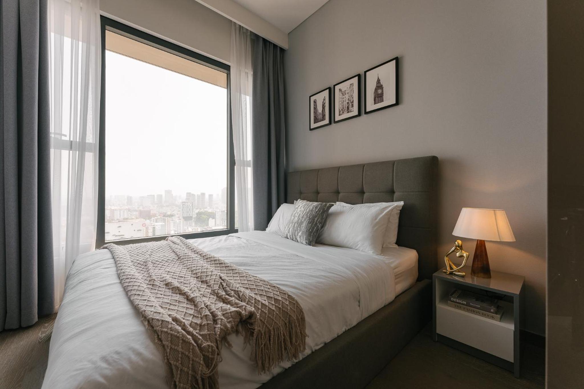 MarQ District 1 Elite Apartel by SSens