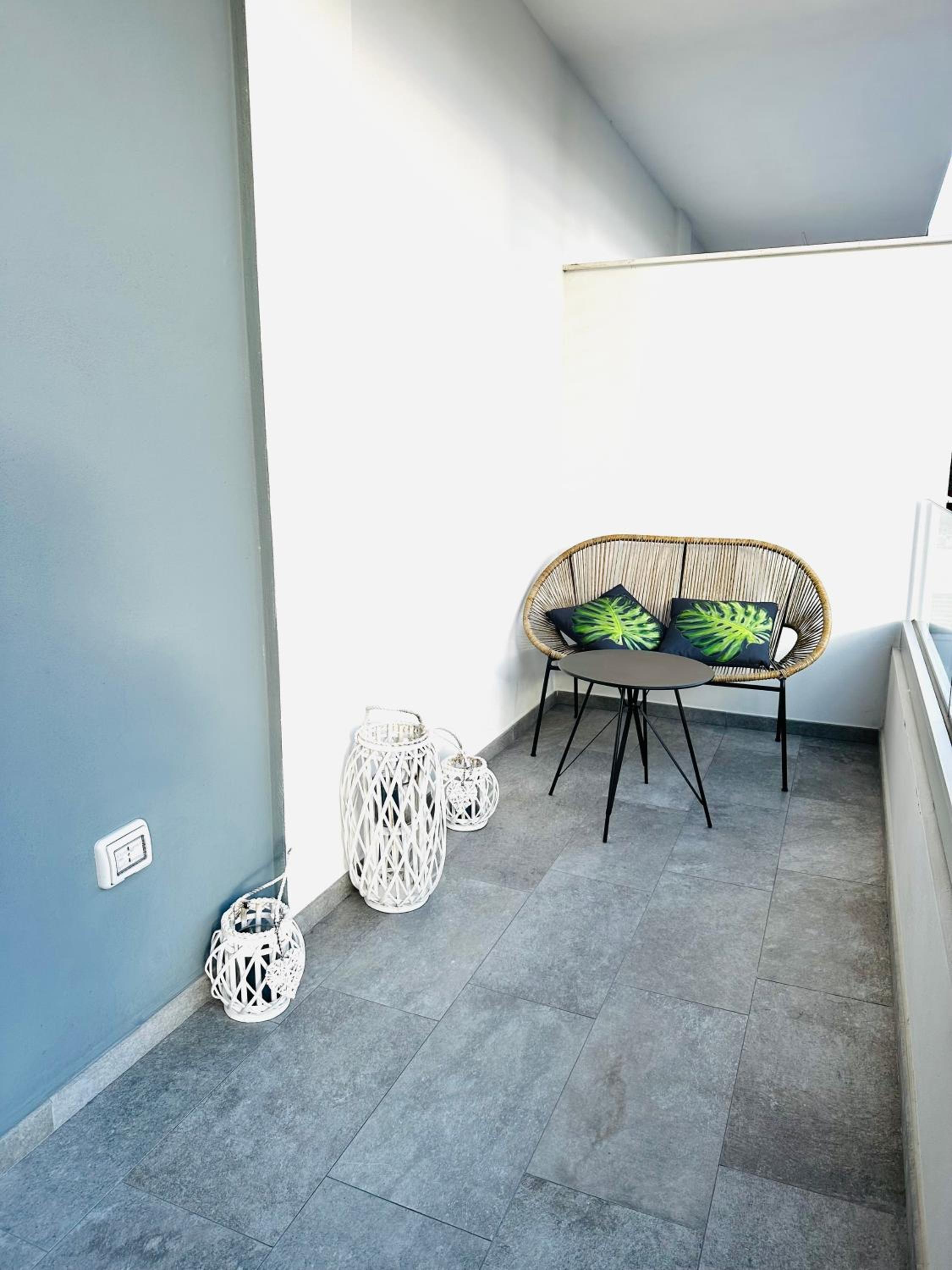 Blue Orchid Apartment, IUN S8460
