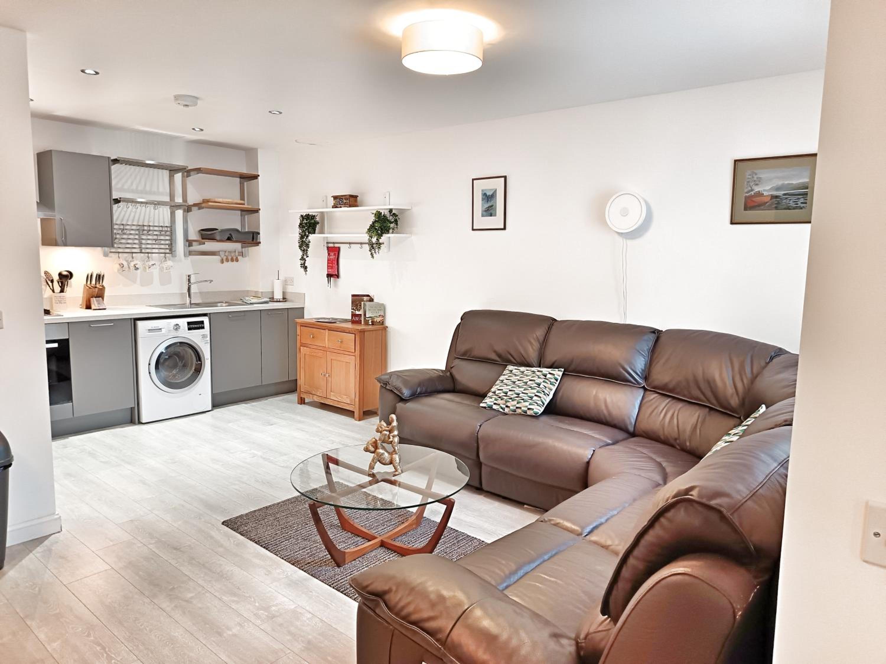 4 miles to Westhill by Lains Lettings view 3