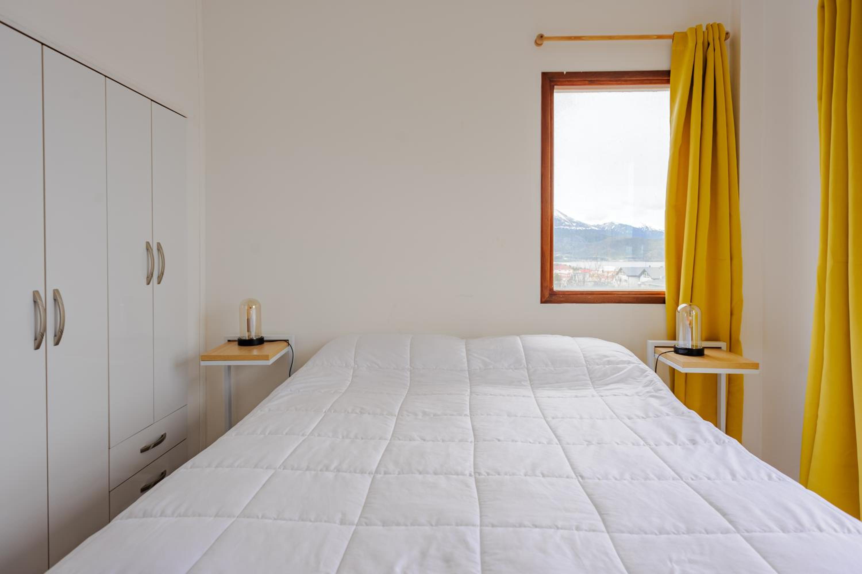 Gray Fox Apartments Roca