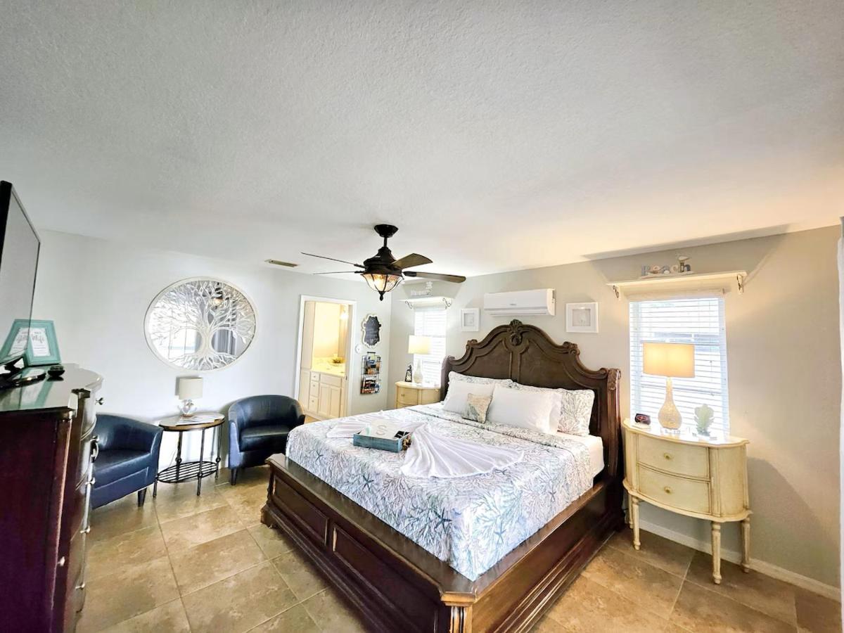 Luxury One Bedroom Suite,