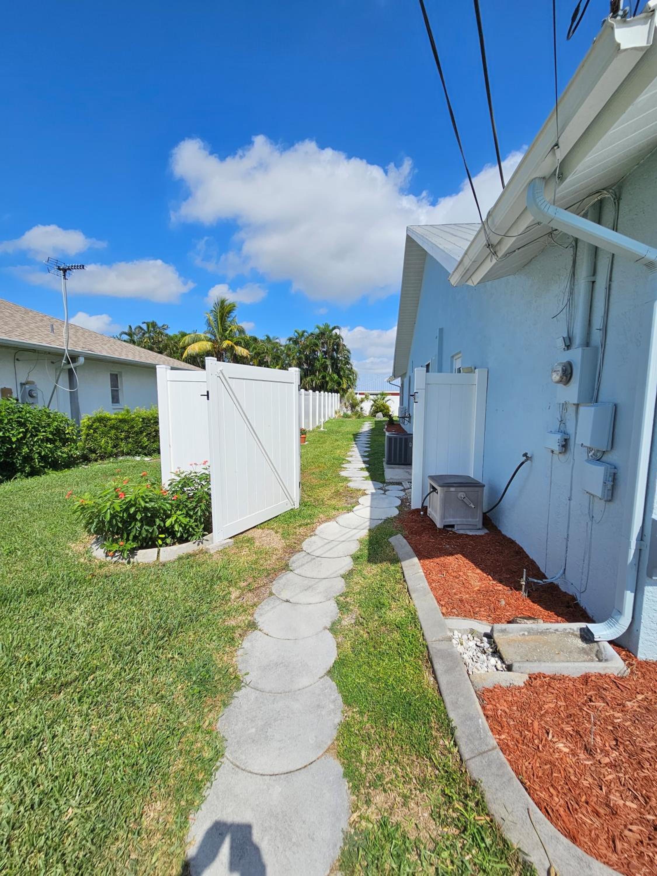 Luxury One Bedroom Suite,