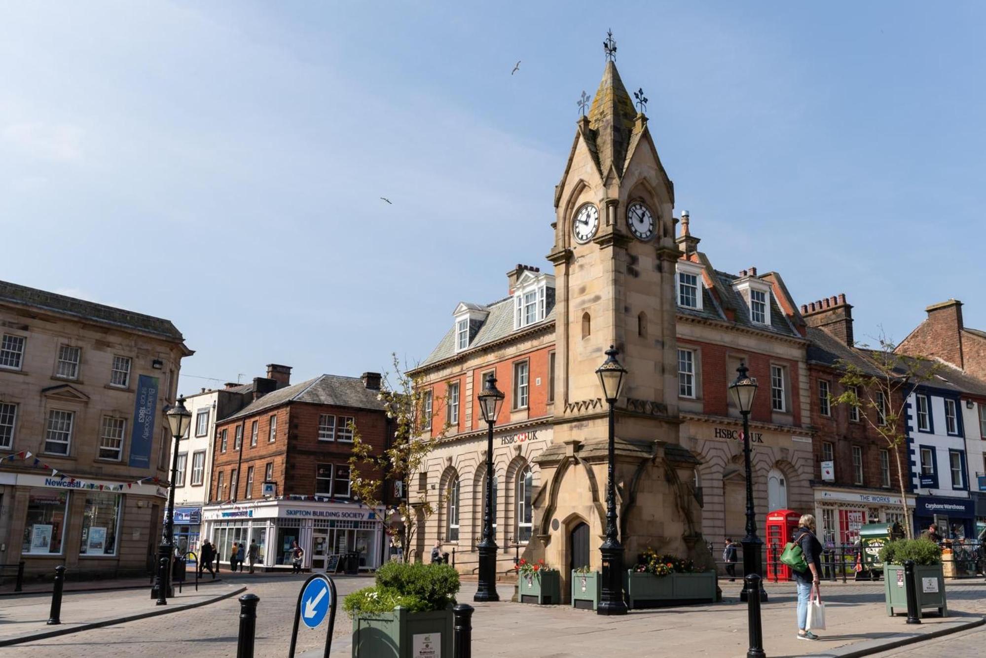 Egerton House Penrith, luxuriously appointed close to shops, bars & restaurants, Ullswater 15 minutes drive