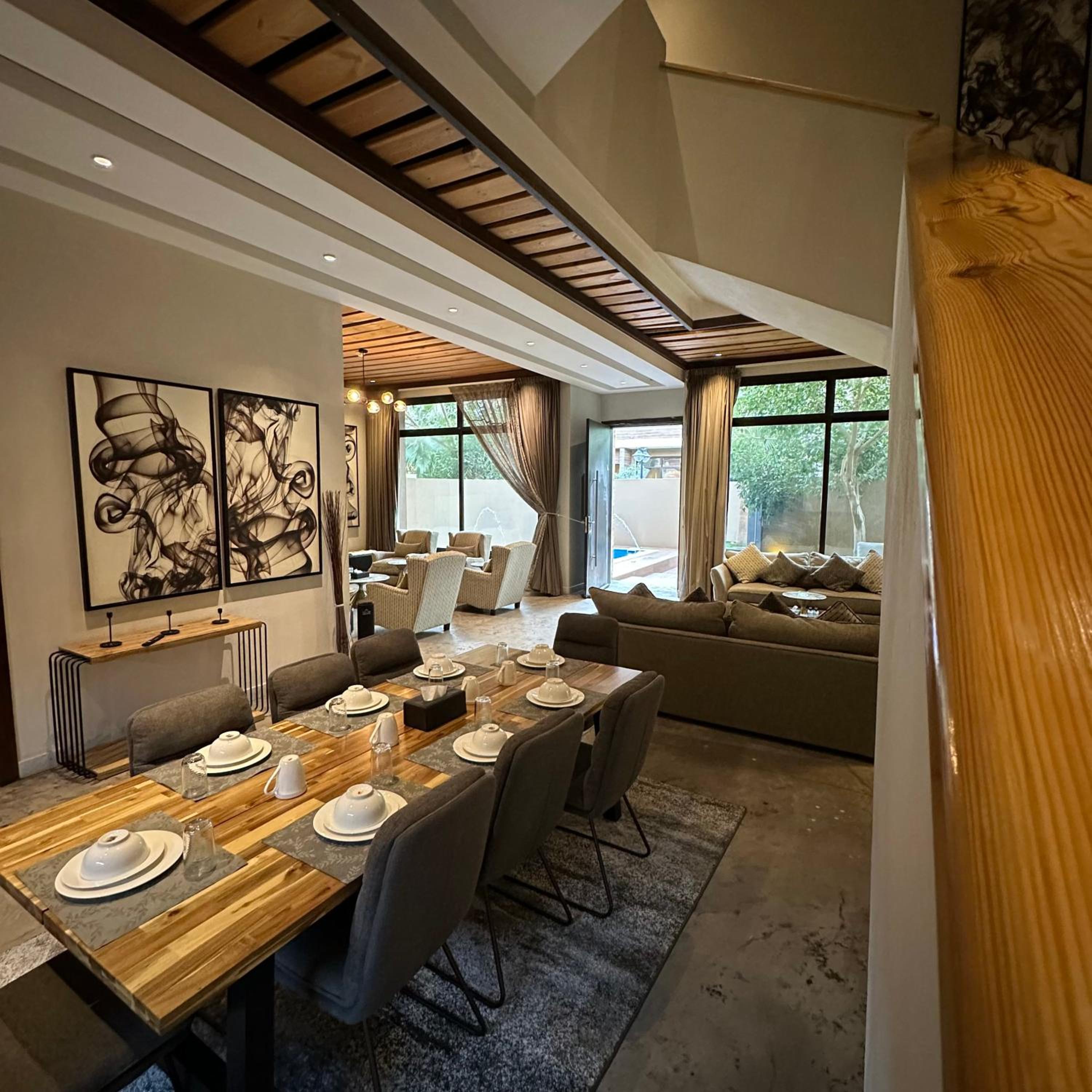 Lacasa Hotel Villas