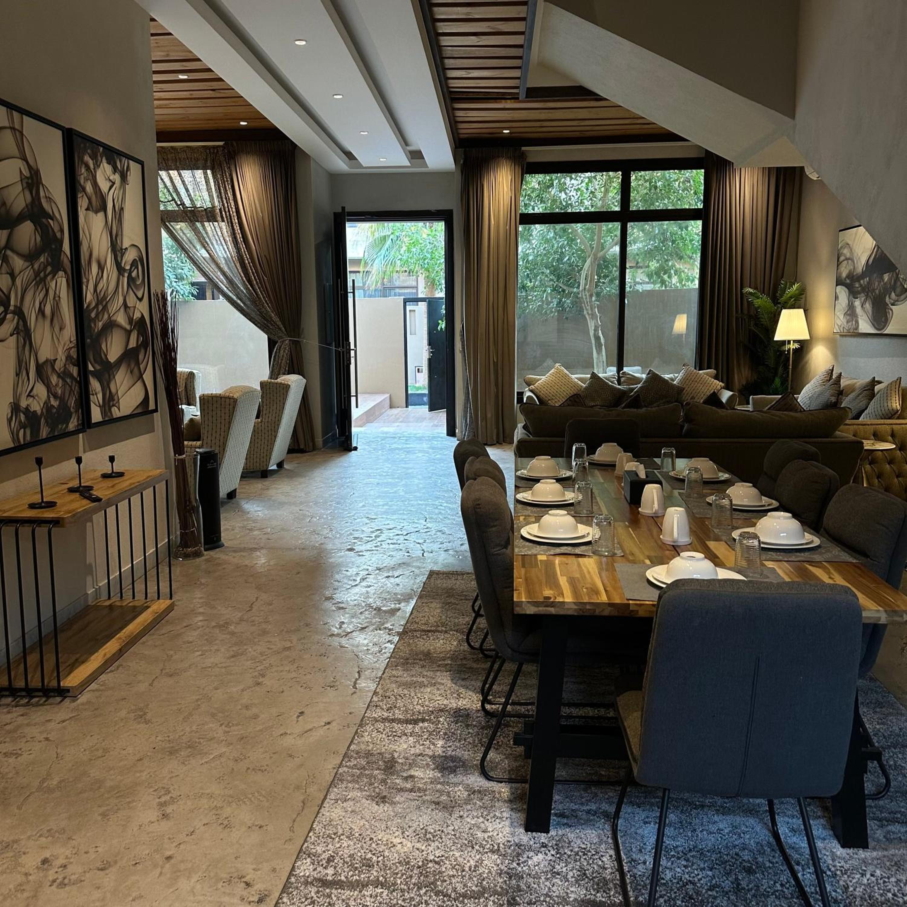 Lacasa Hotel Villas