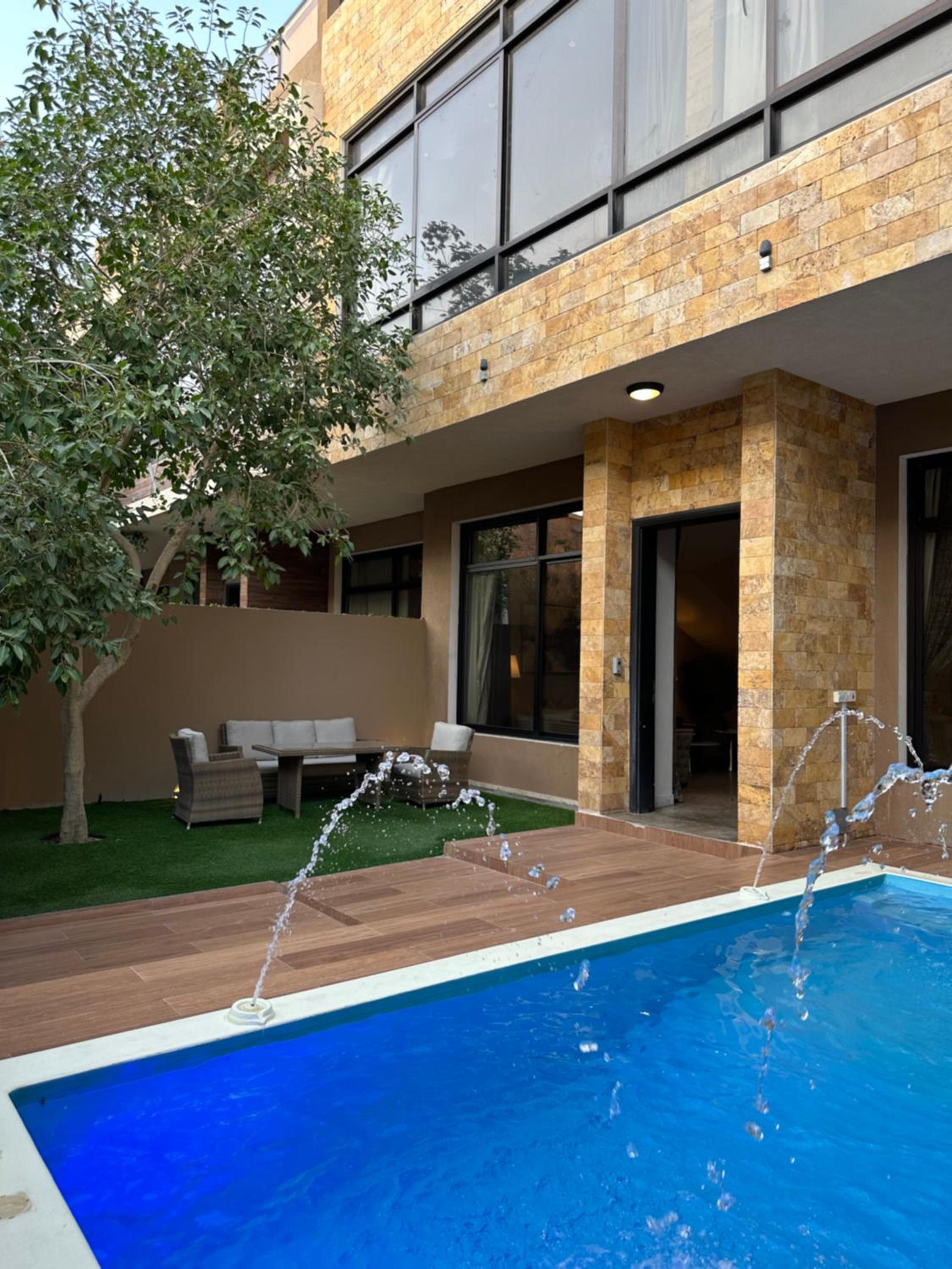 Lacasa Hotel Villas