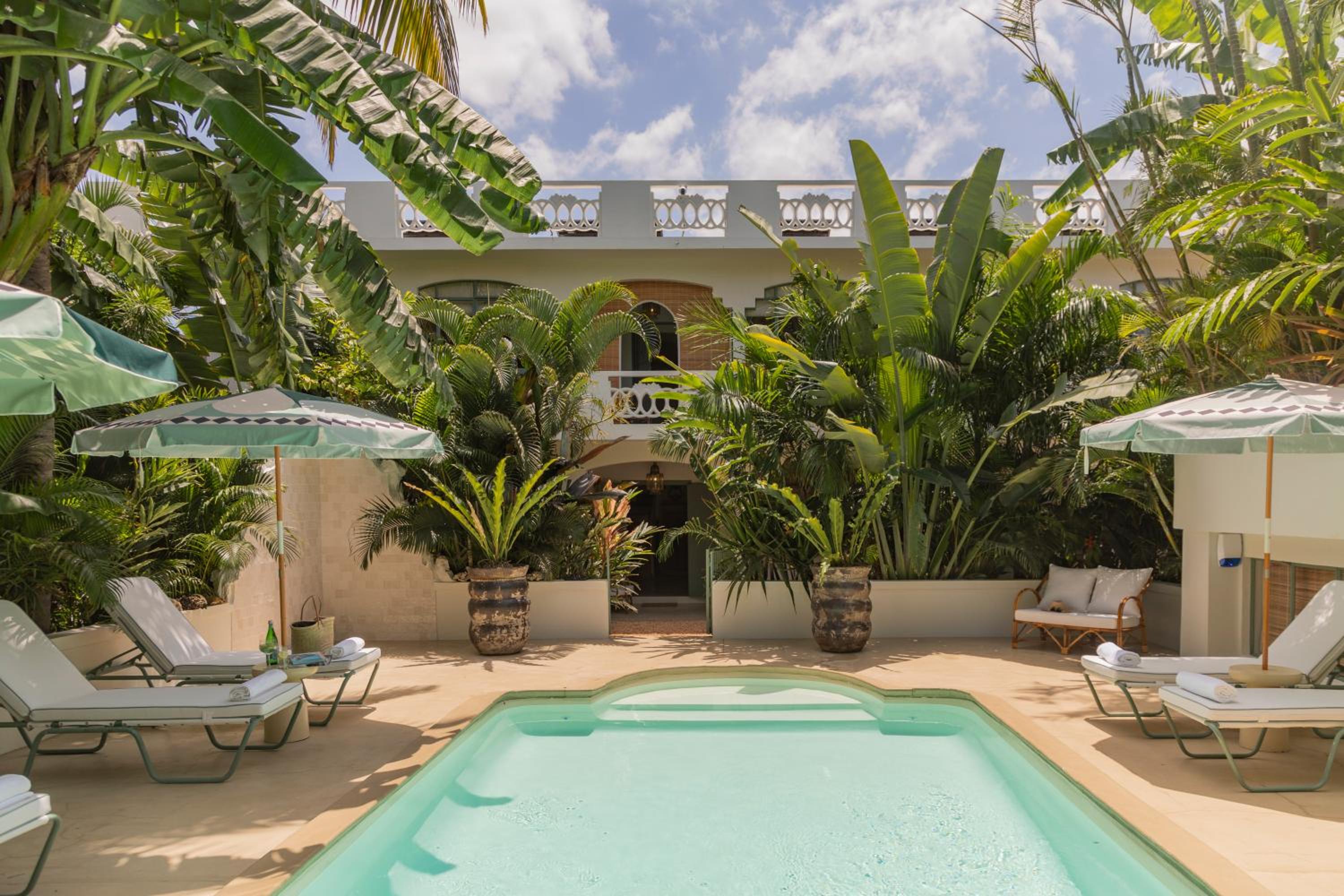Maison Tropical