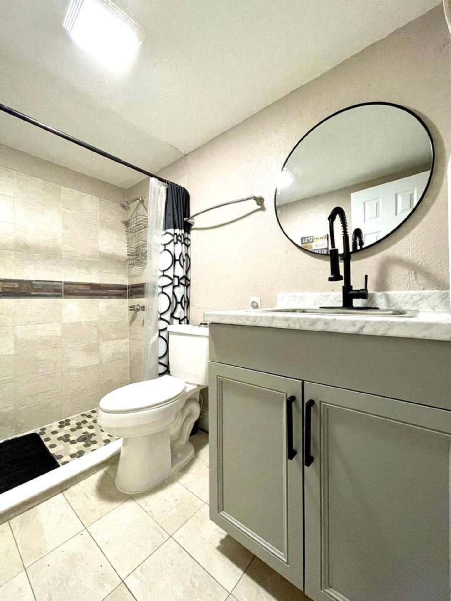 Home 6BR Near downtown