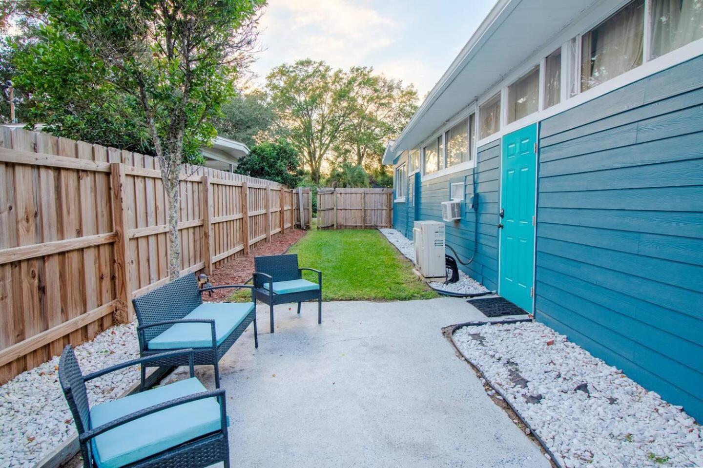 Home 6BR Near downtown