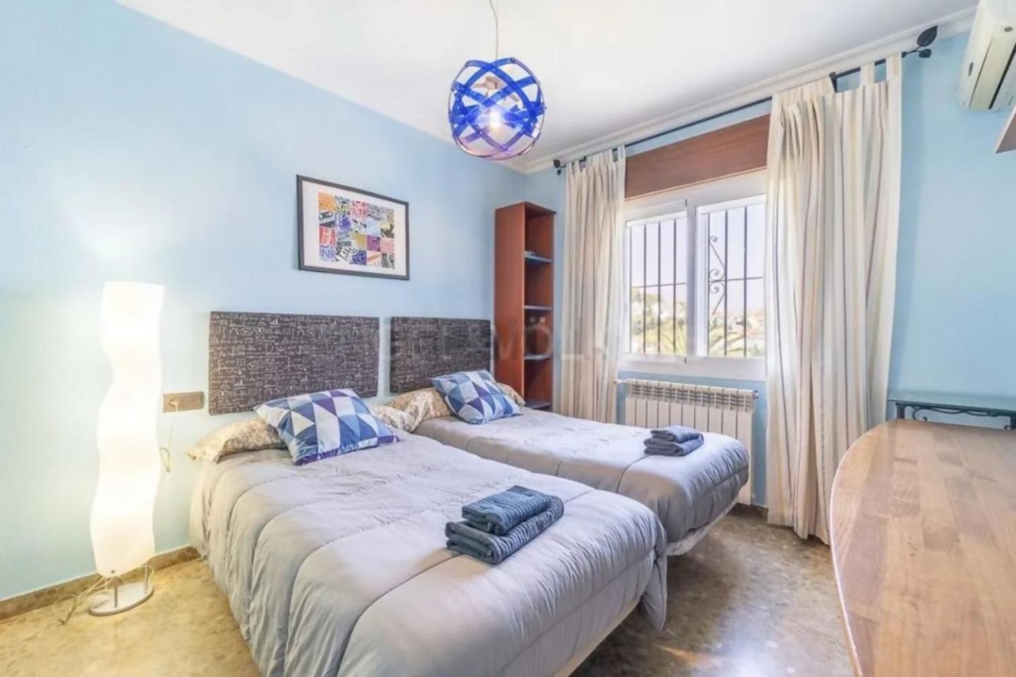 Villa Peralta, heated and private pool ,near beach and golf !