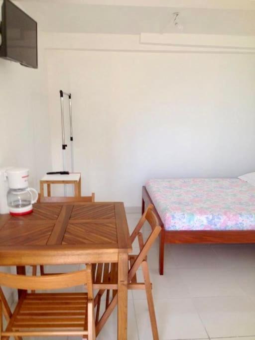 Pied-à-terre avec grand jardin, au Calme, 10min des plages, Parking gratuit view 4