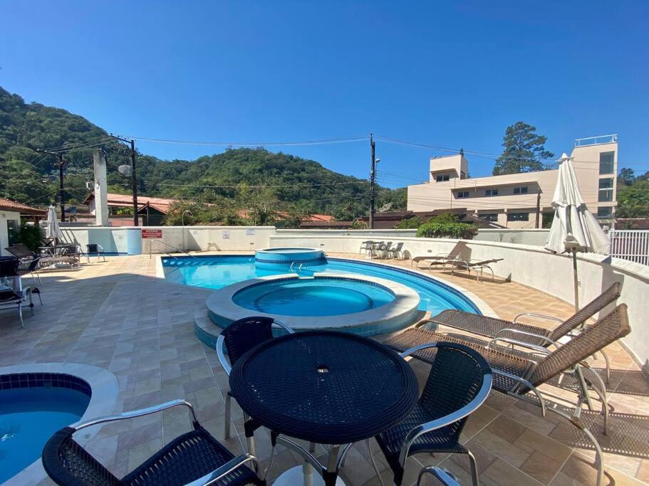 Maravilhoso apartamento pe na areia
