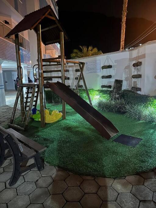 Maravilhoso apartamento pe na areia