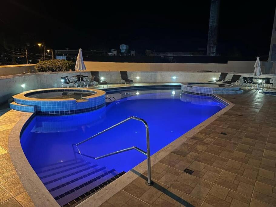 Maravilhoso apartamento pe na areia