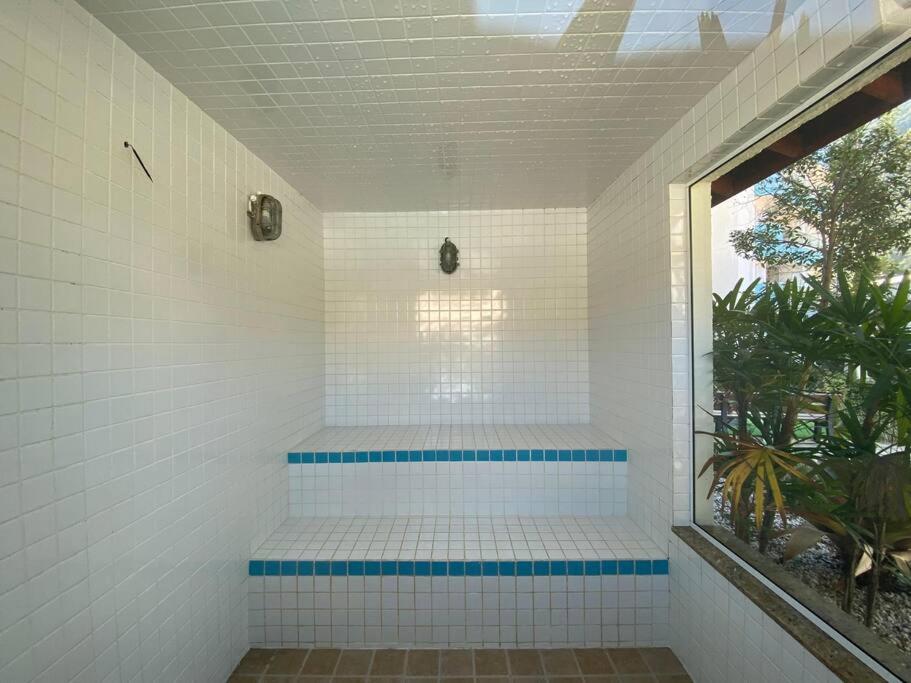 Maravilhoso apartamento pe na areia