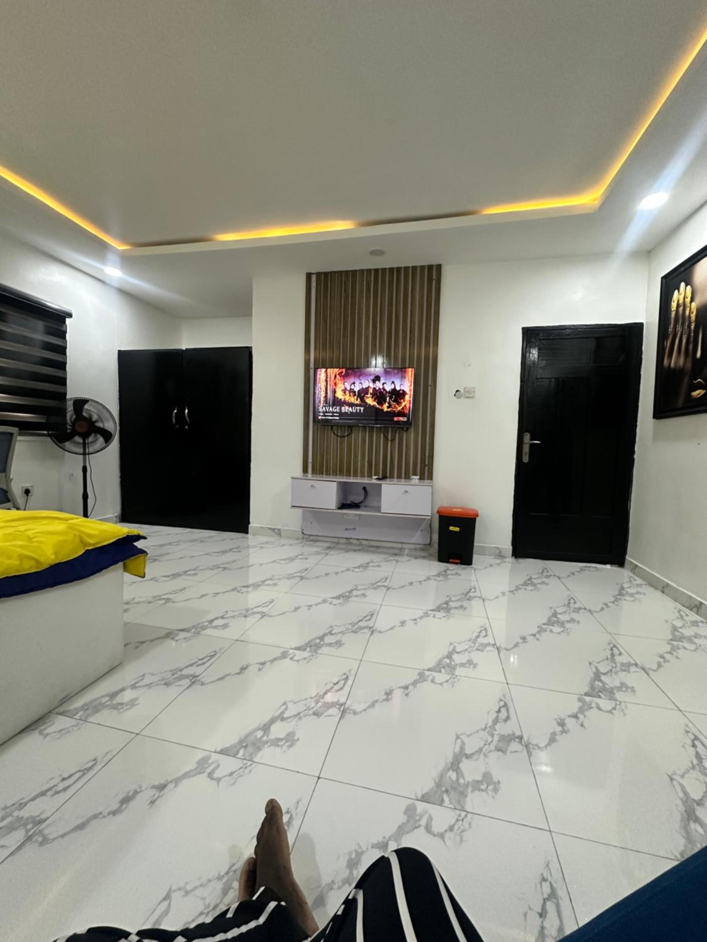hotel room