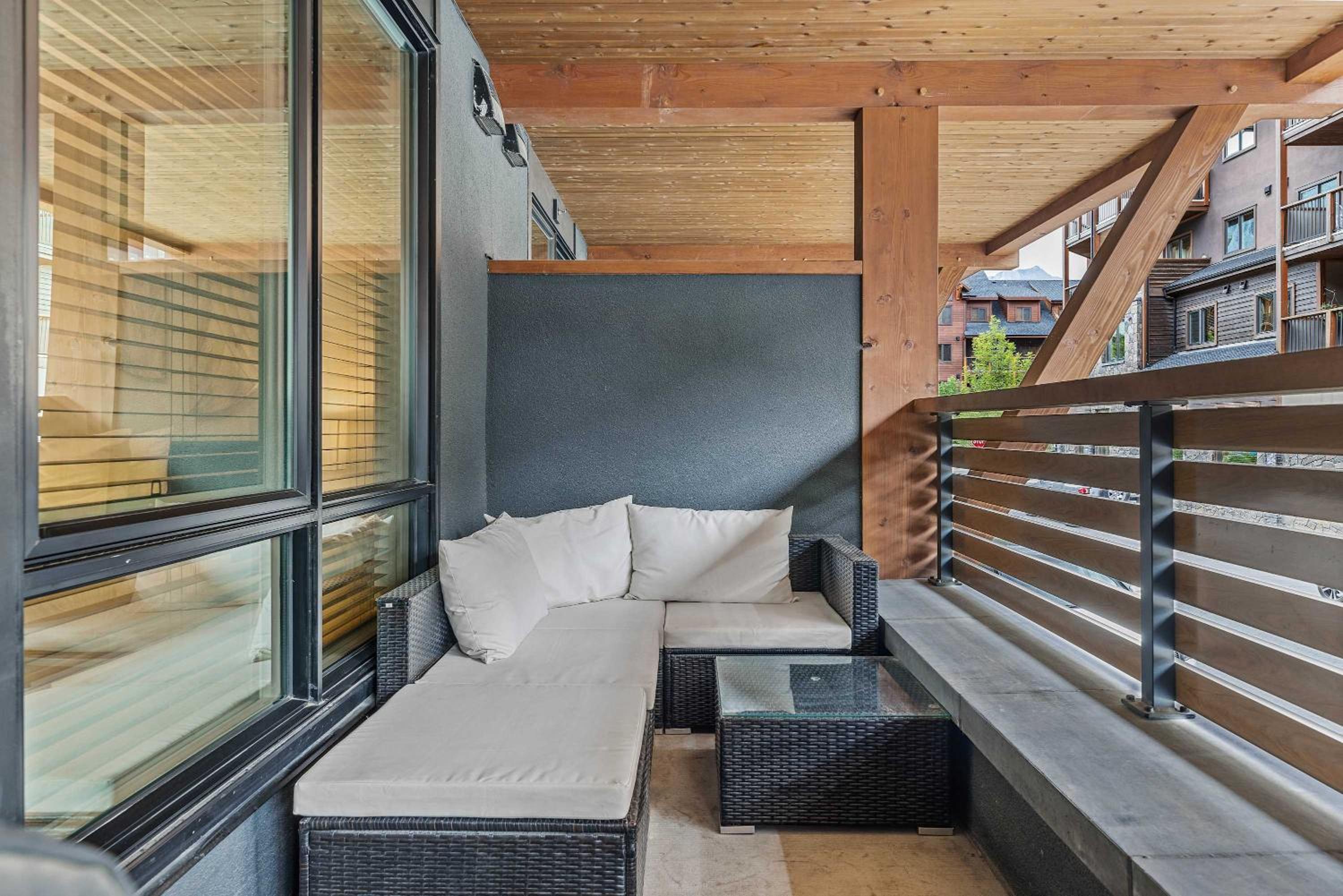 Stylishly Renovated Spring Creek Retreat