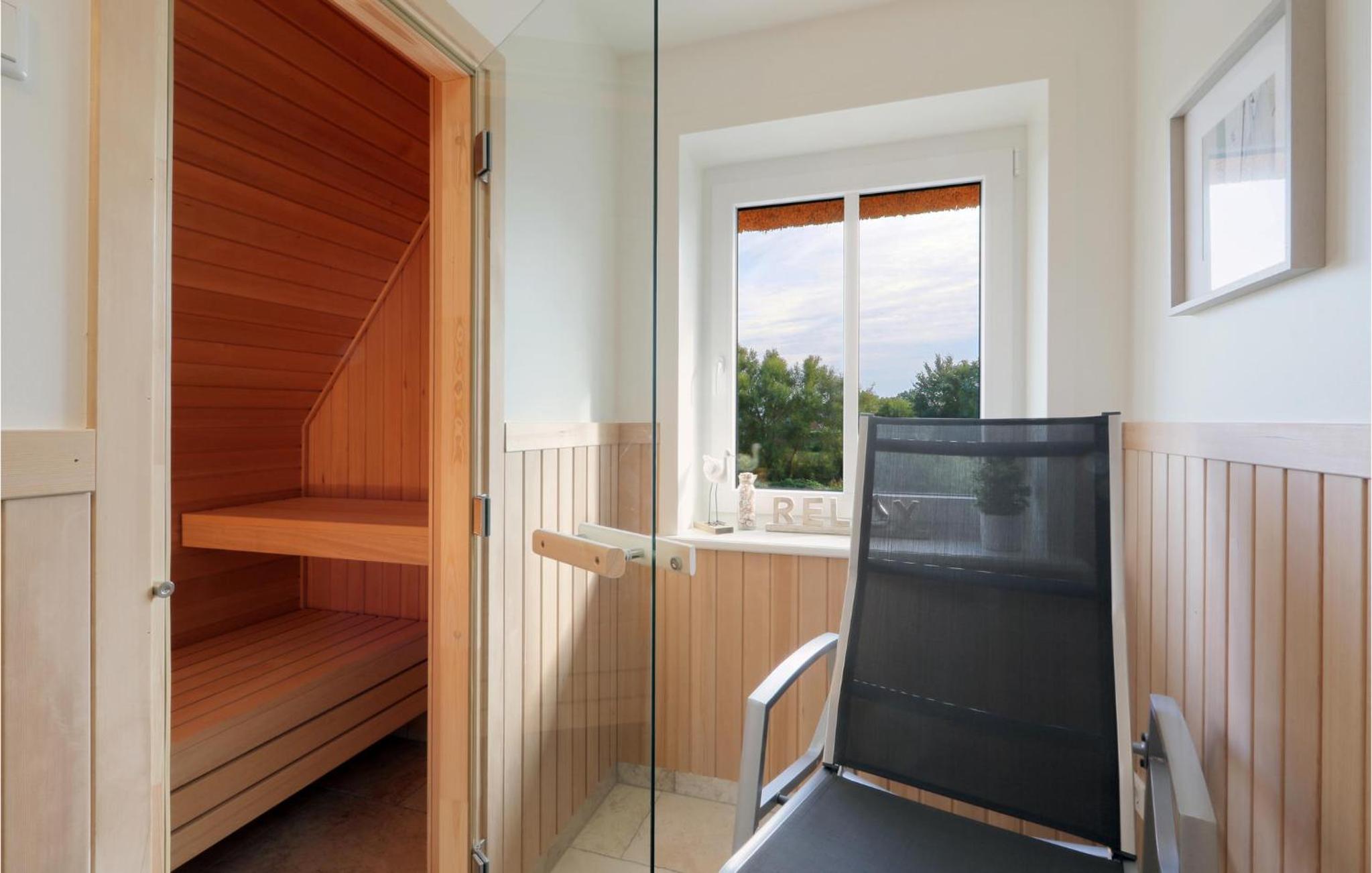 Amazing Home In Dagebüll With Sauna