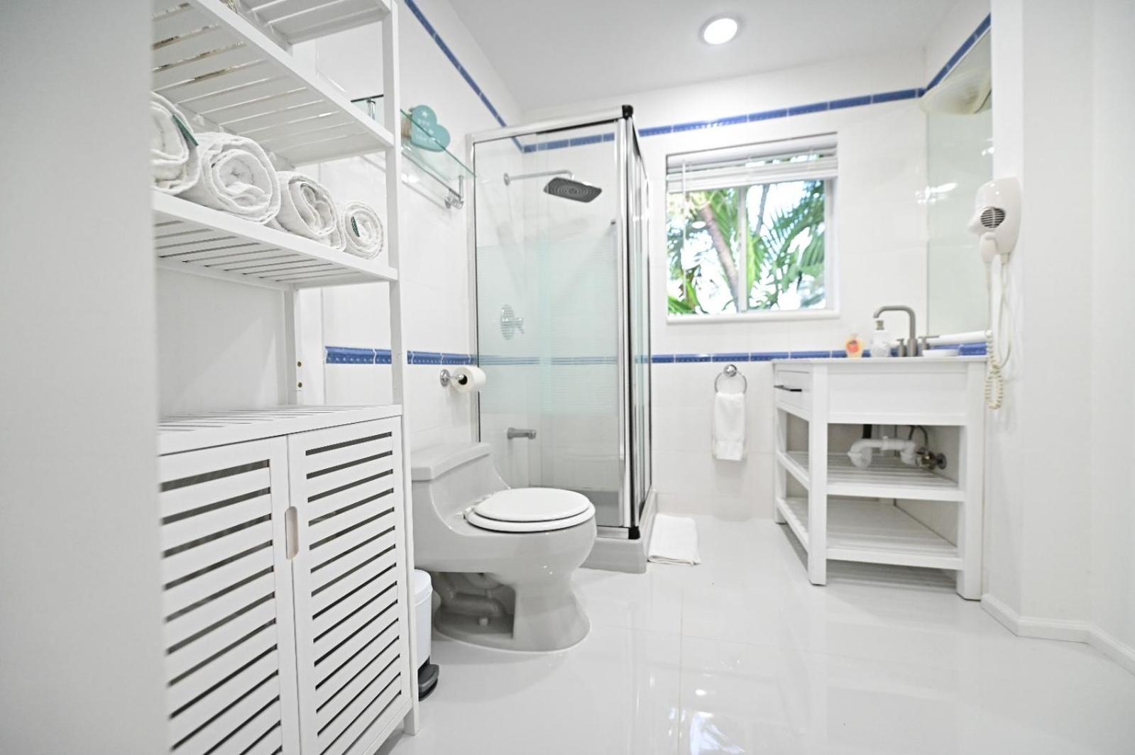 D' Mauchi Waterfront House