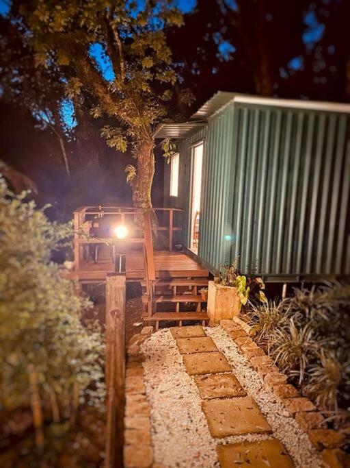 Container com Deck e Vista I Climatizado e Aconchegante em Curitiba na Natureza